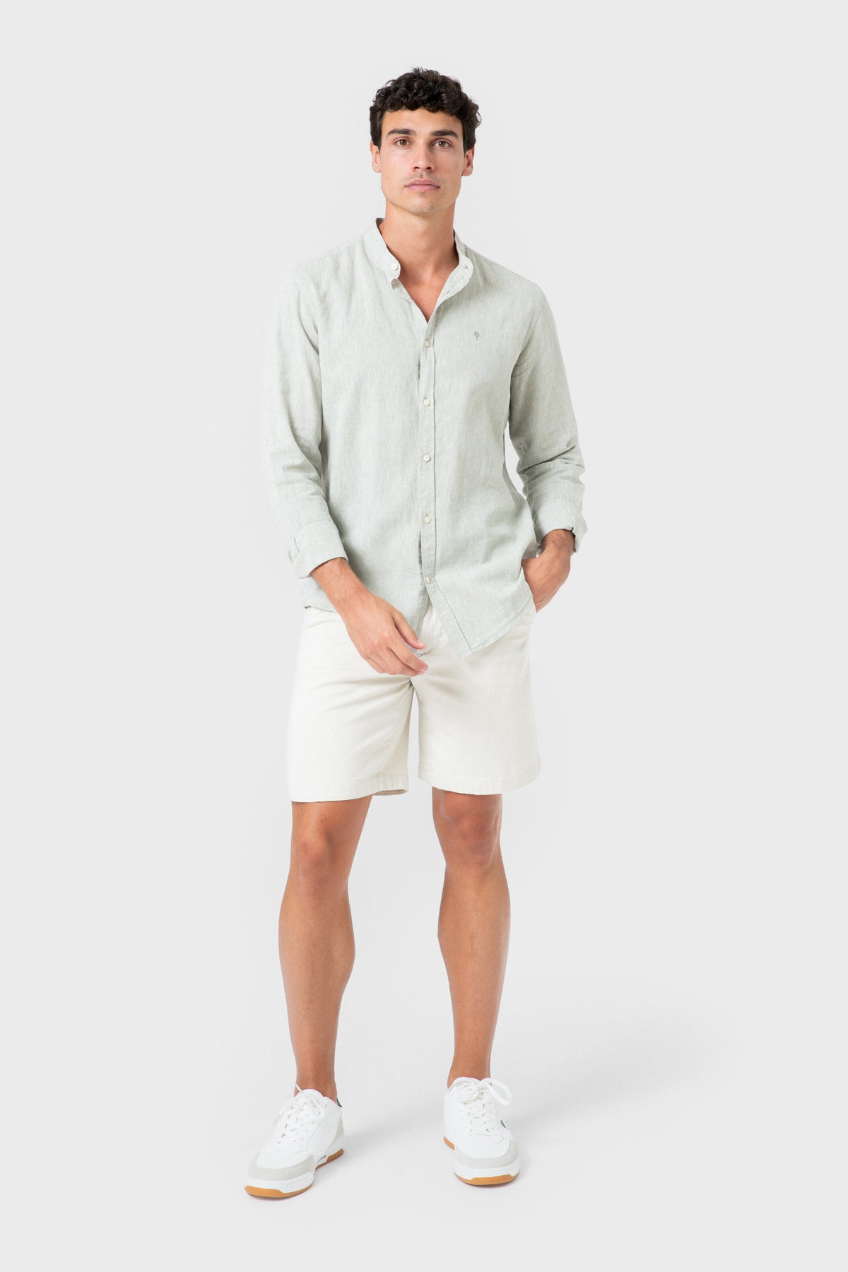 CAMISA DE LINHO VERDE GOLA MAO