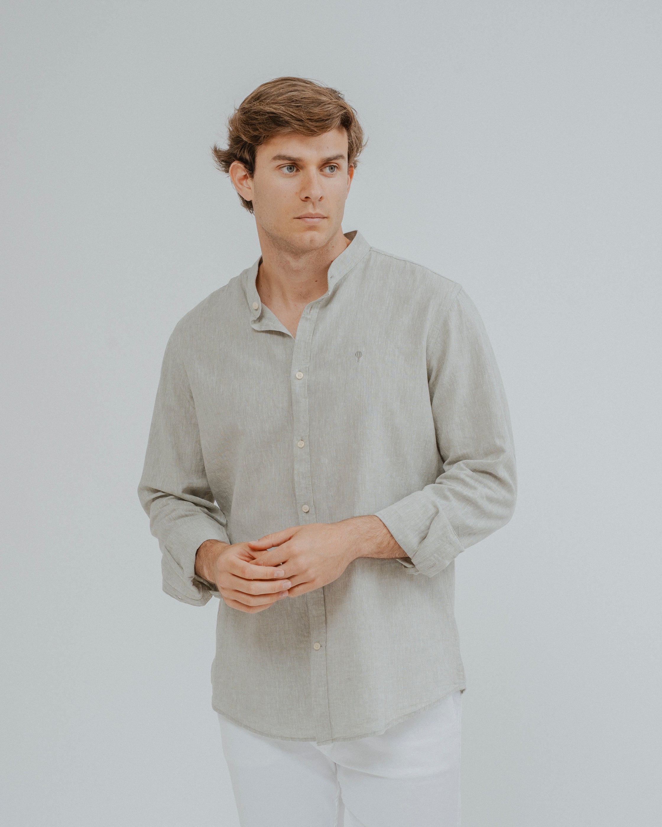 CAMISA LINO VERDE CUELLO MAO