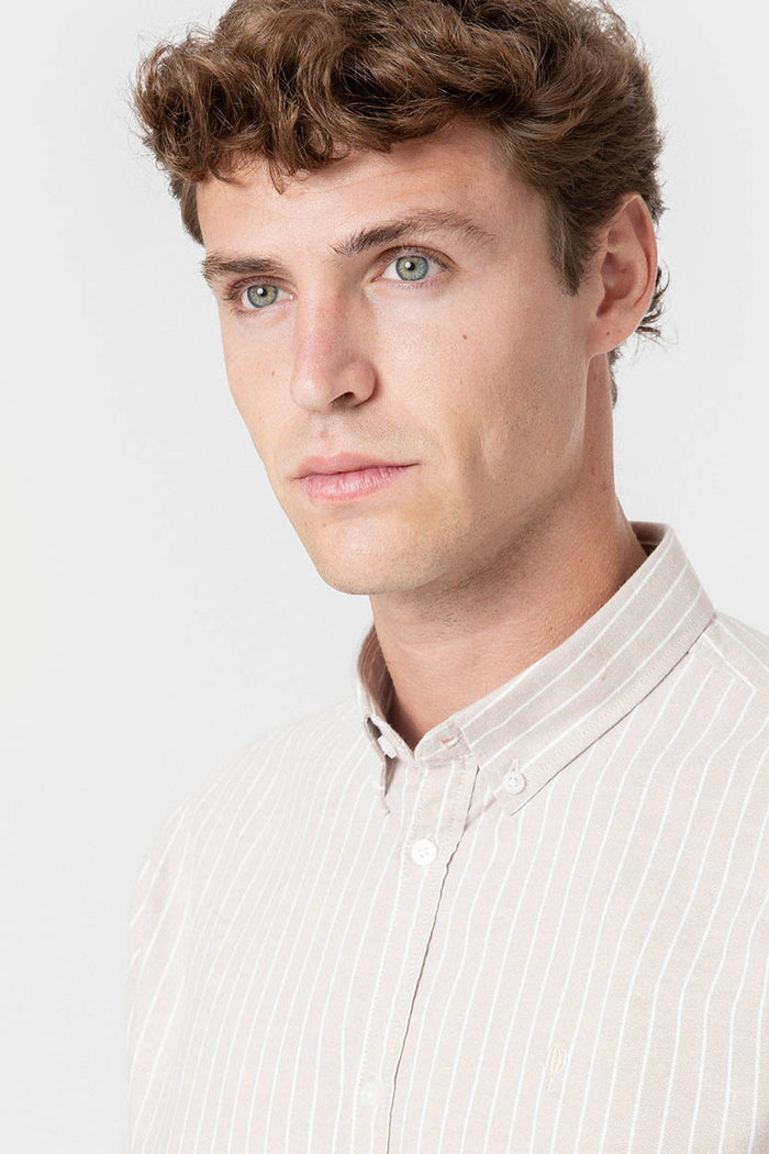 CAMISA OXFORD RAYAS BEIGE