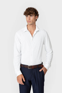CAMISA ELÁSTICA BLANCA CON VARILLA