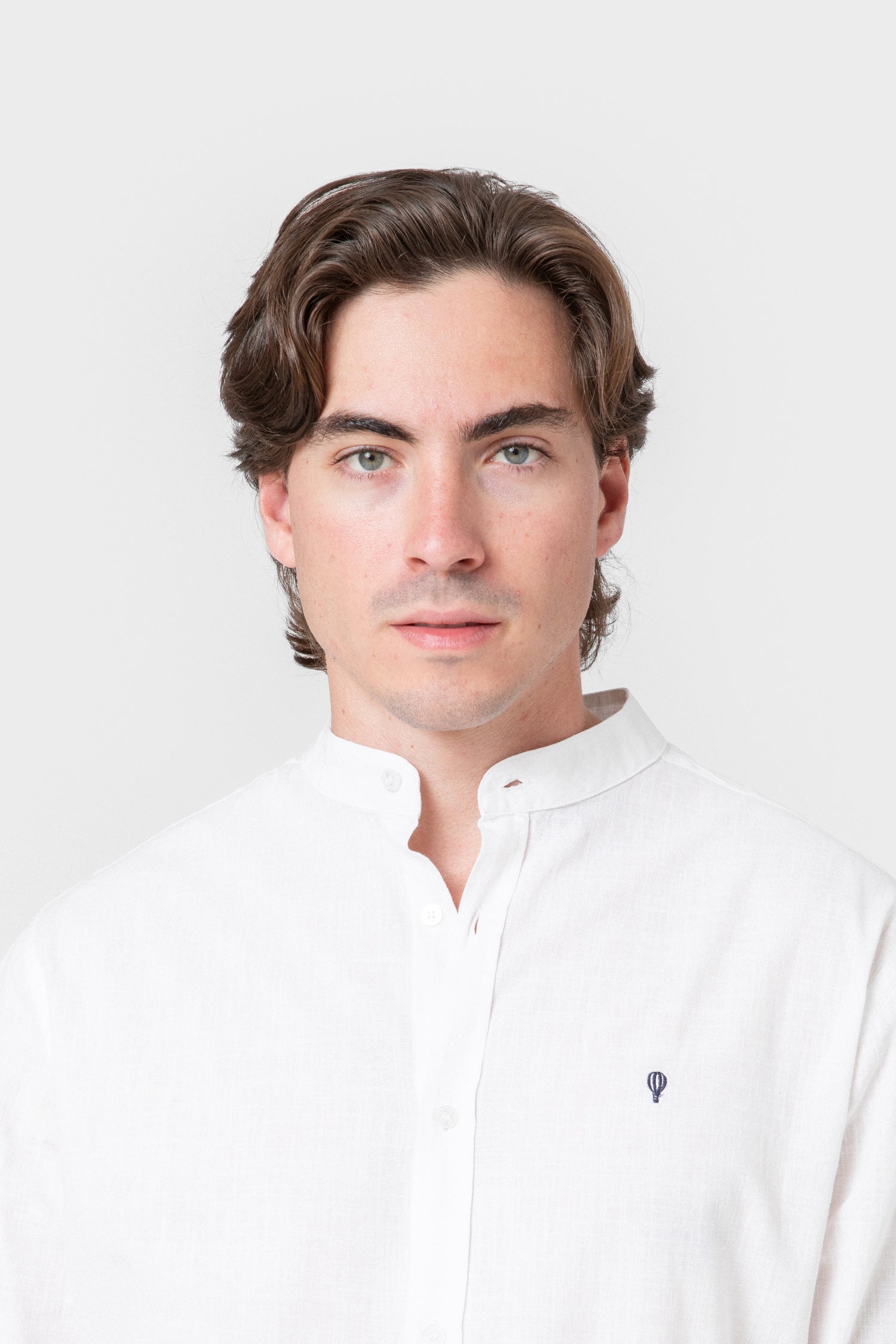 CAMISA FLAMÉ MAO CON LINO BLANCA