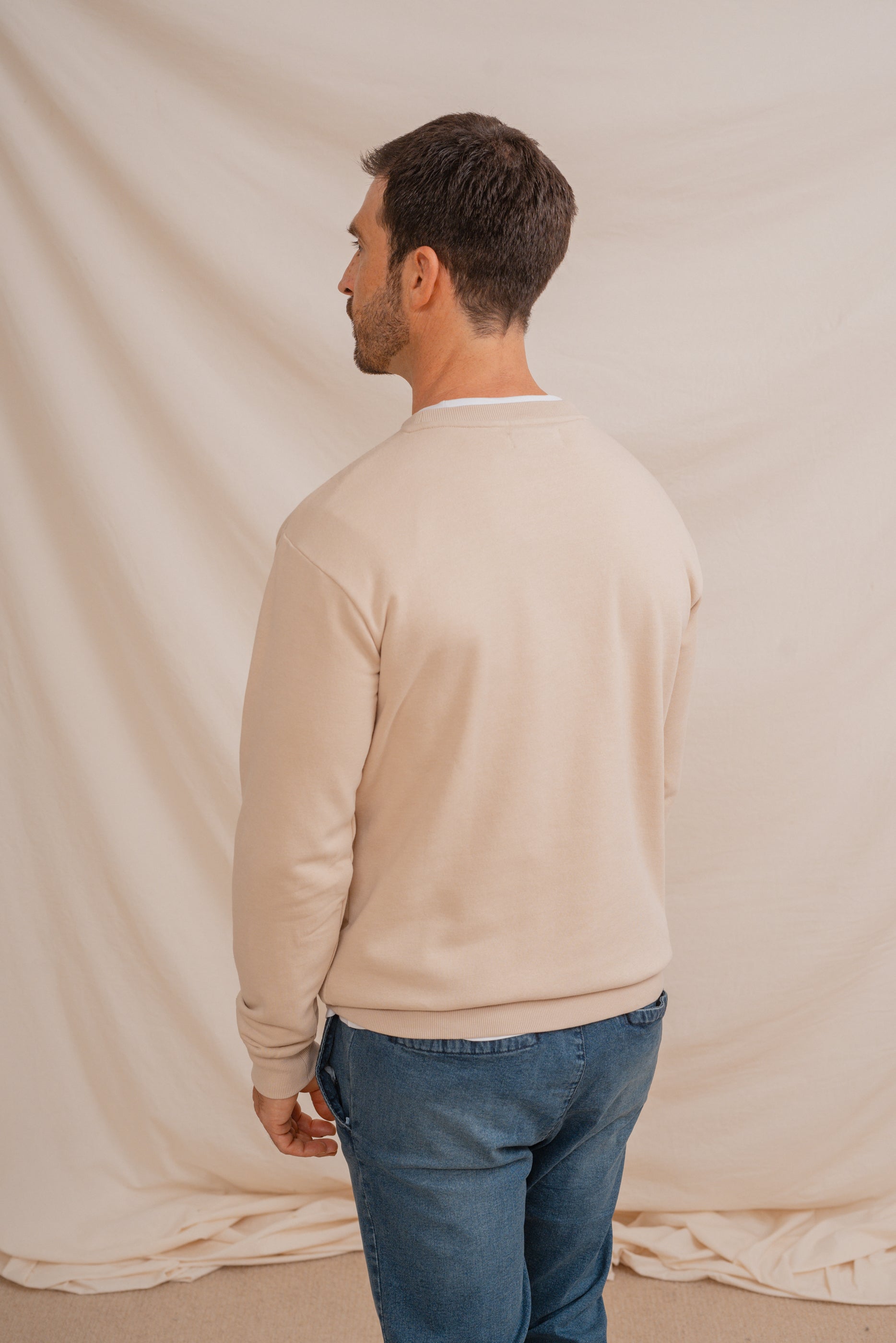 SUDADERA BÁSICA BEIGE
