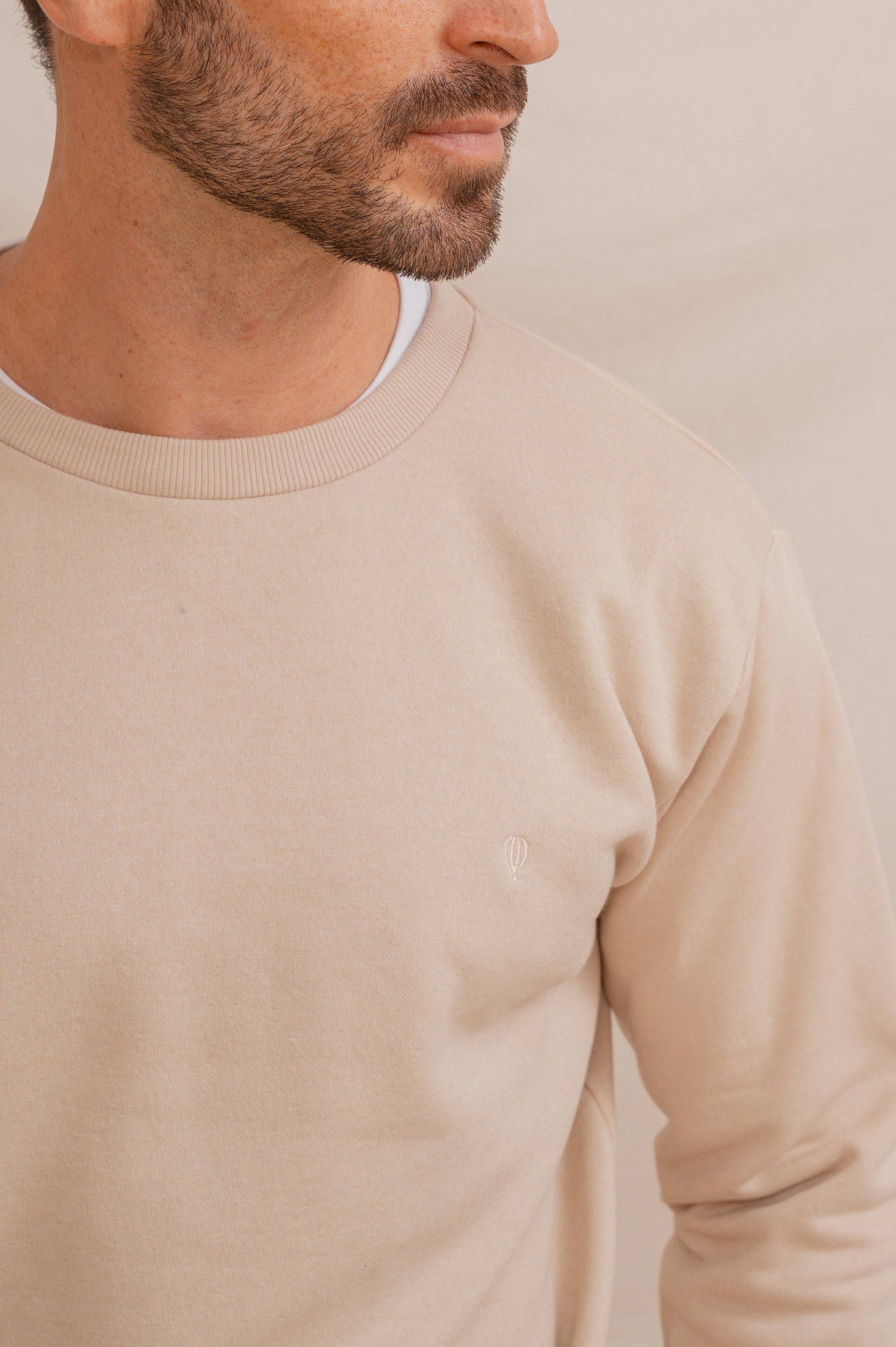 SUDADERA BÁSICA BEIGE
