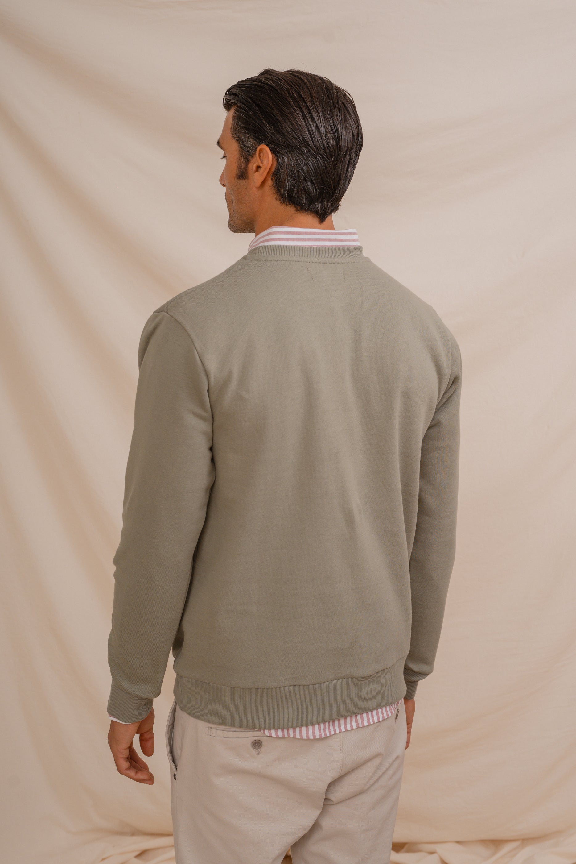 SUDADERA BORDADO VERDE MANZANA