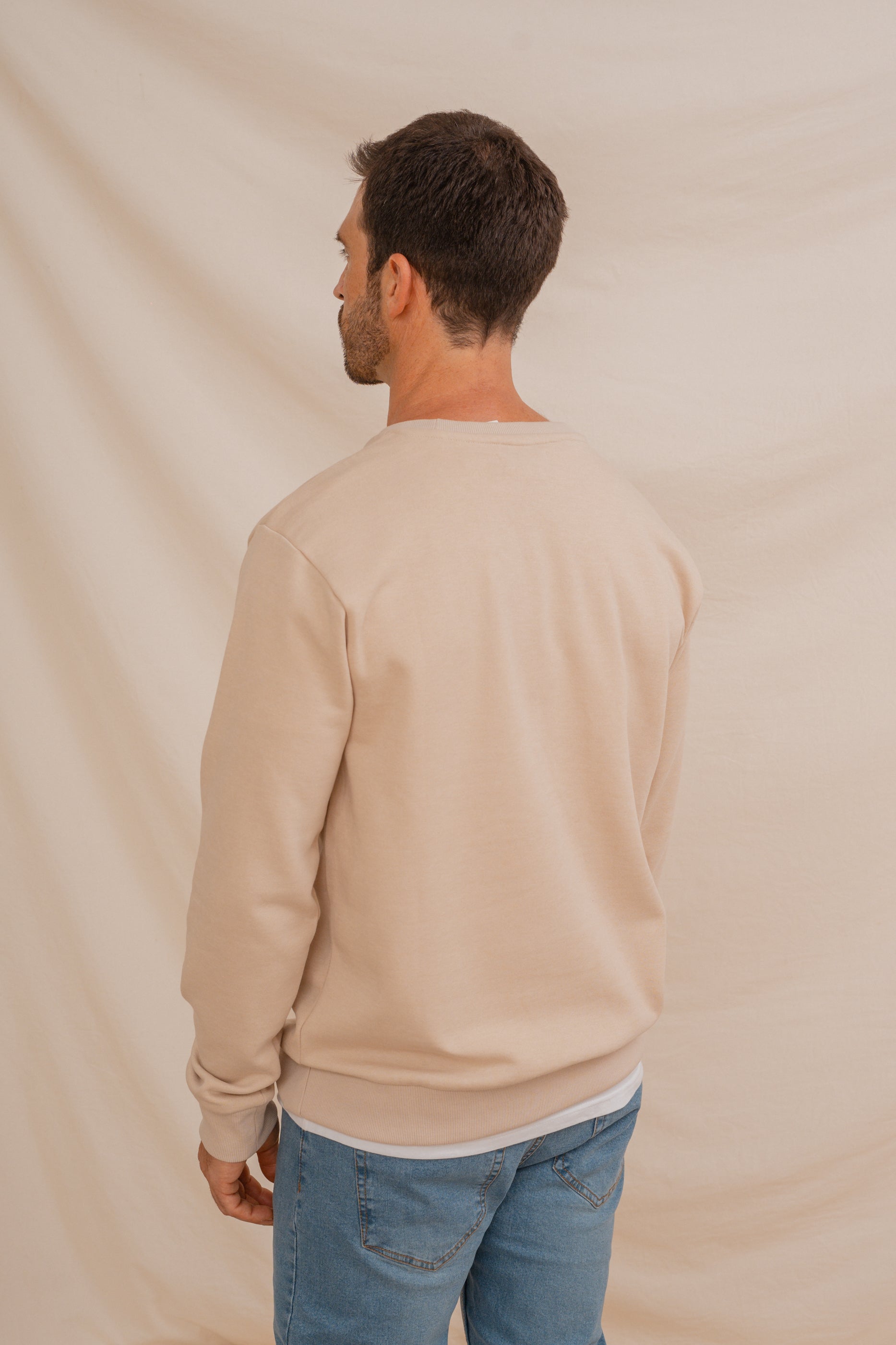 SUDADERA BORDADO BEIGE