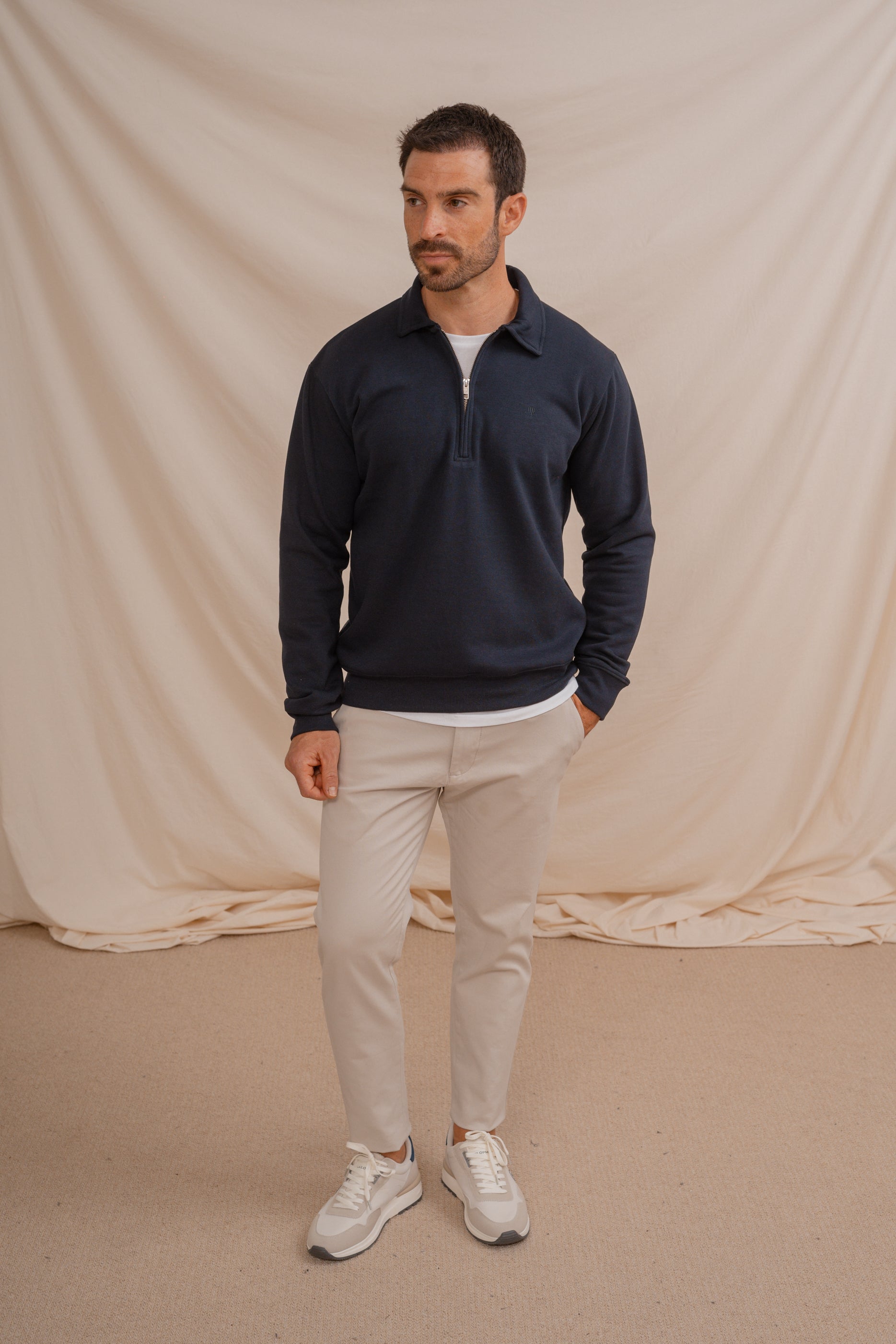 SUDADERA BÁSICA CON CREMALLERA AZUL
