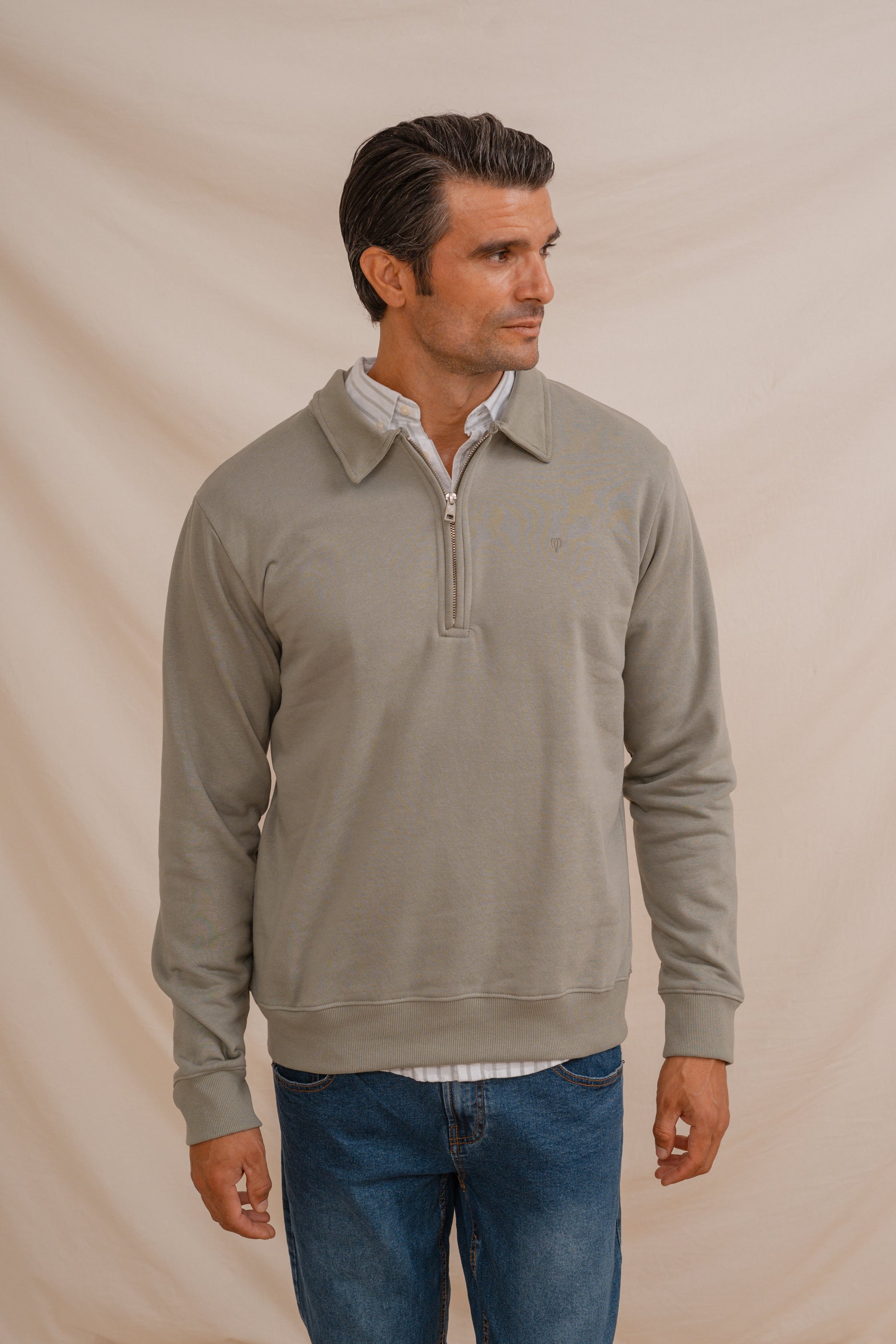 SUDADERA BÁSICA CON CREMALLERA VERDE MANZANA