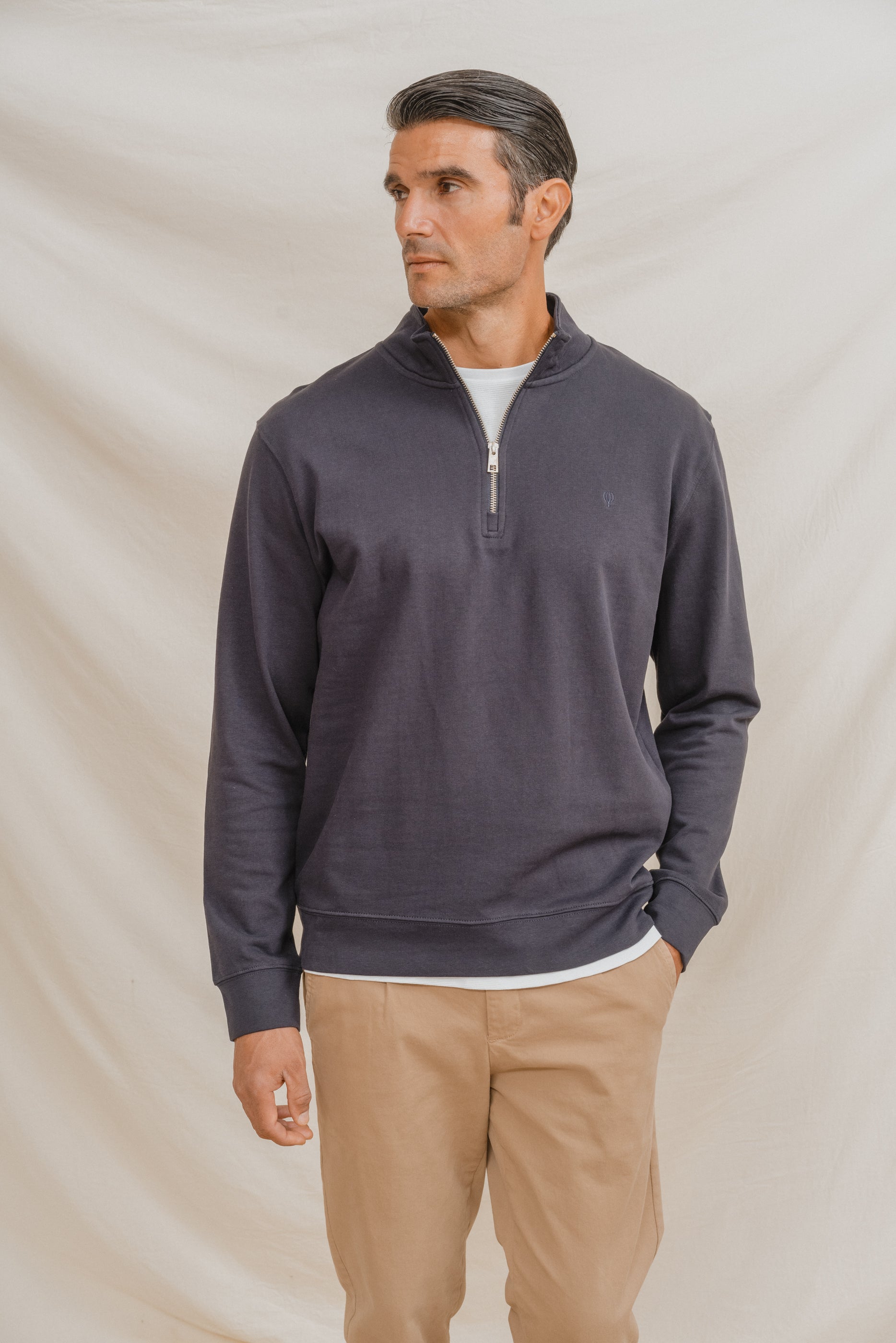 SUDADERA BÁSICA CON CREMALLERA AZUL