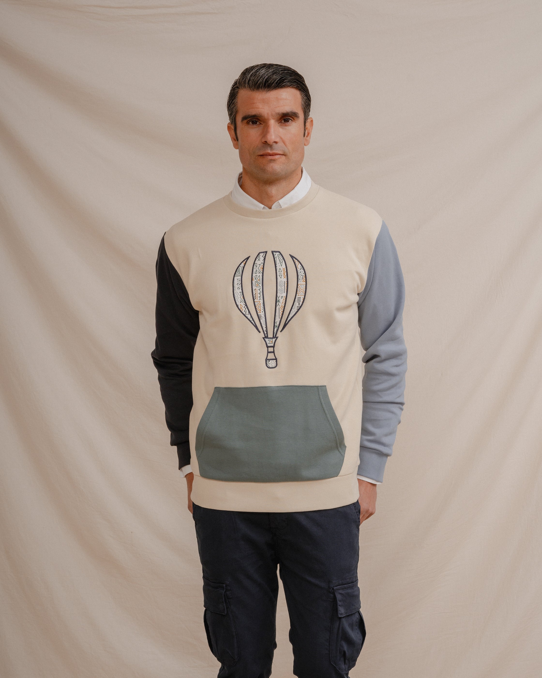 SUDADERA PIQUÉ COMBINADA GLOBO BEIGE