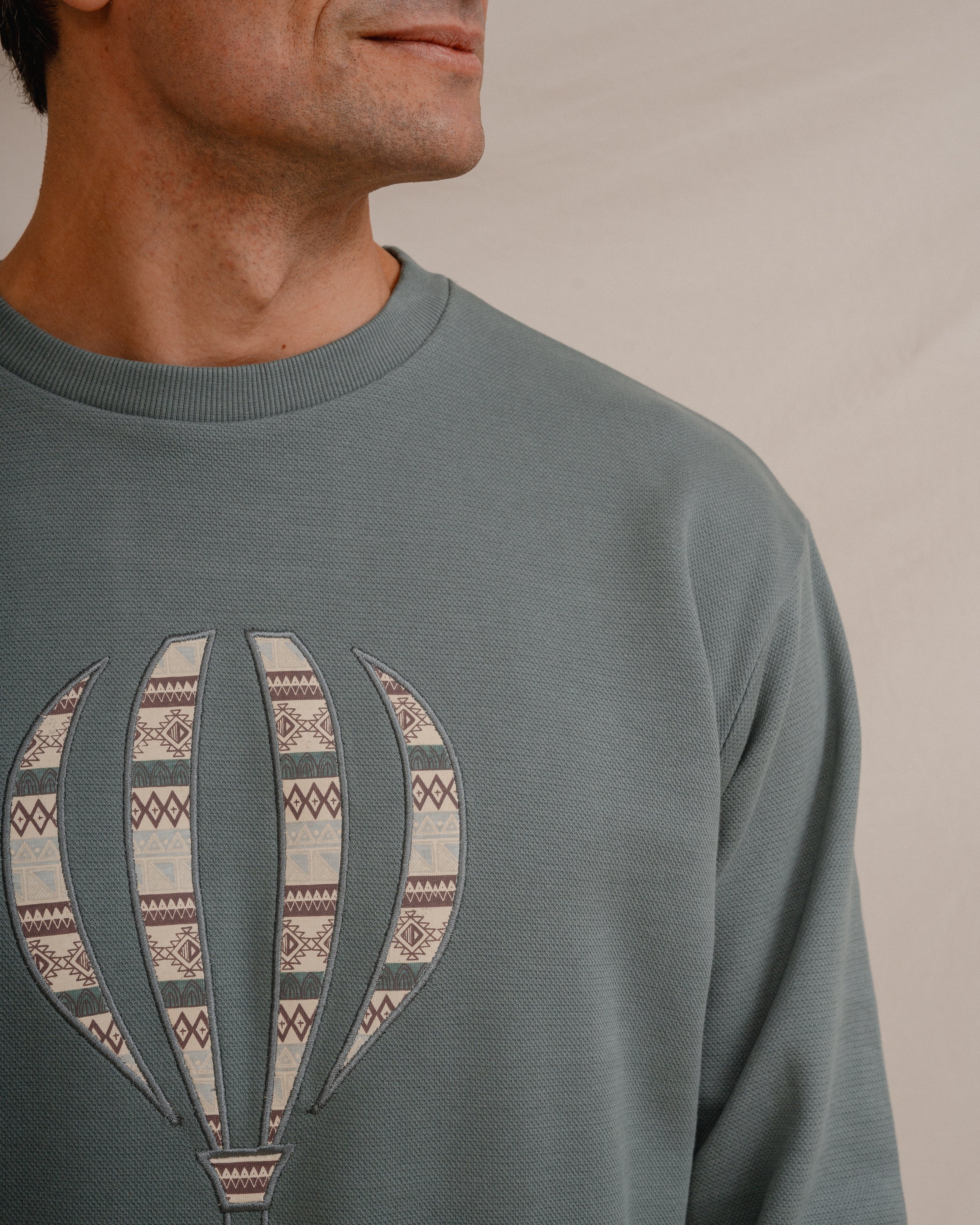 SUDADERA PIQUÉ BORDADO VERDE