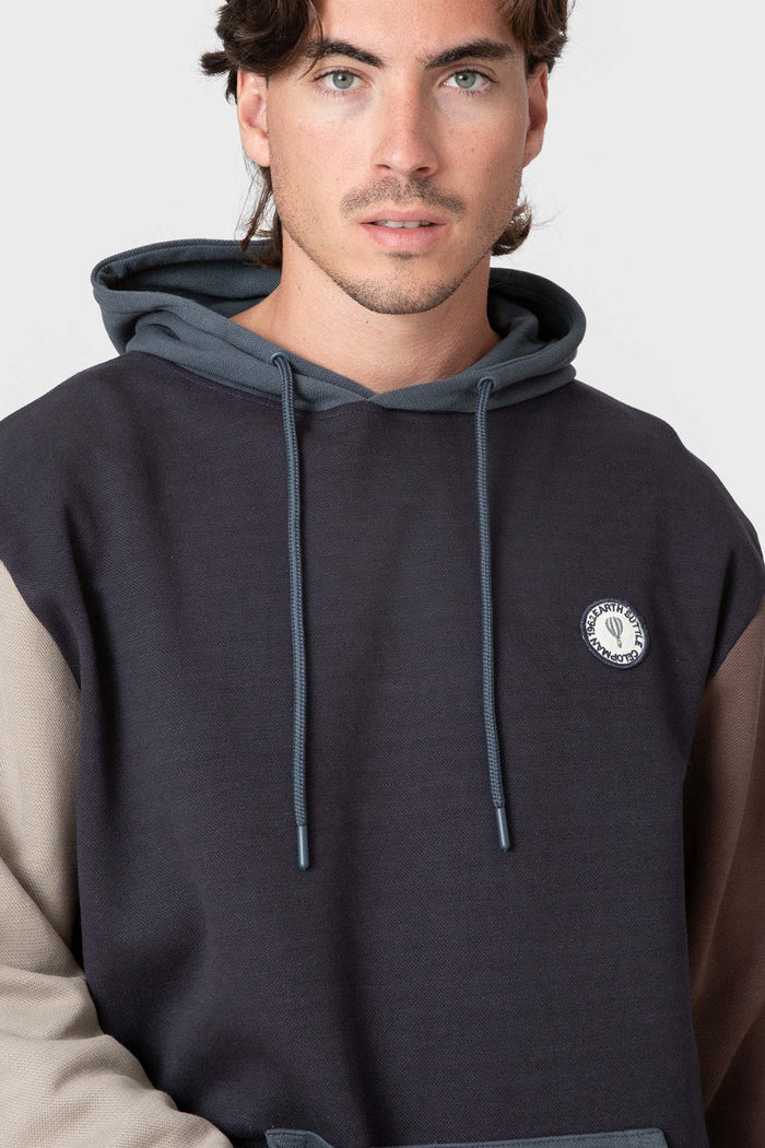 SUDADERA CANGURO ASIMÉTRICA
