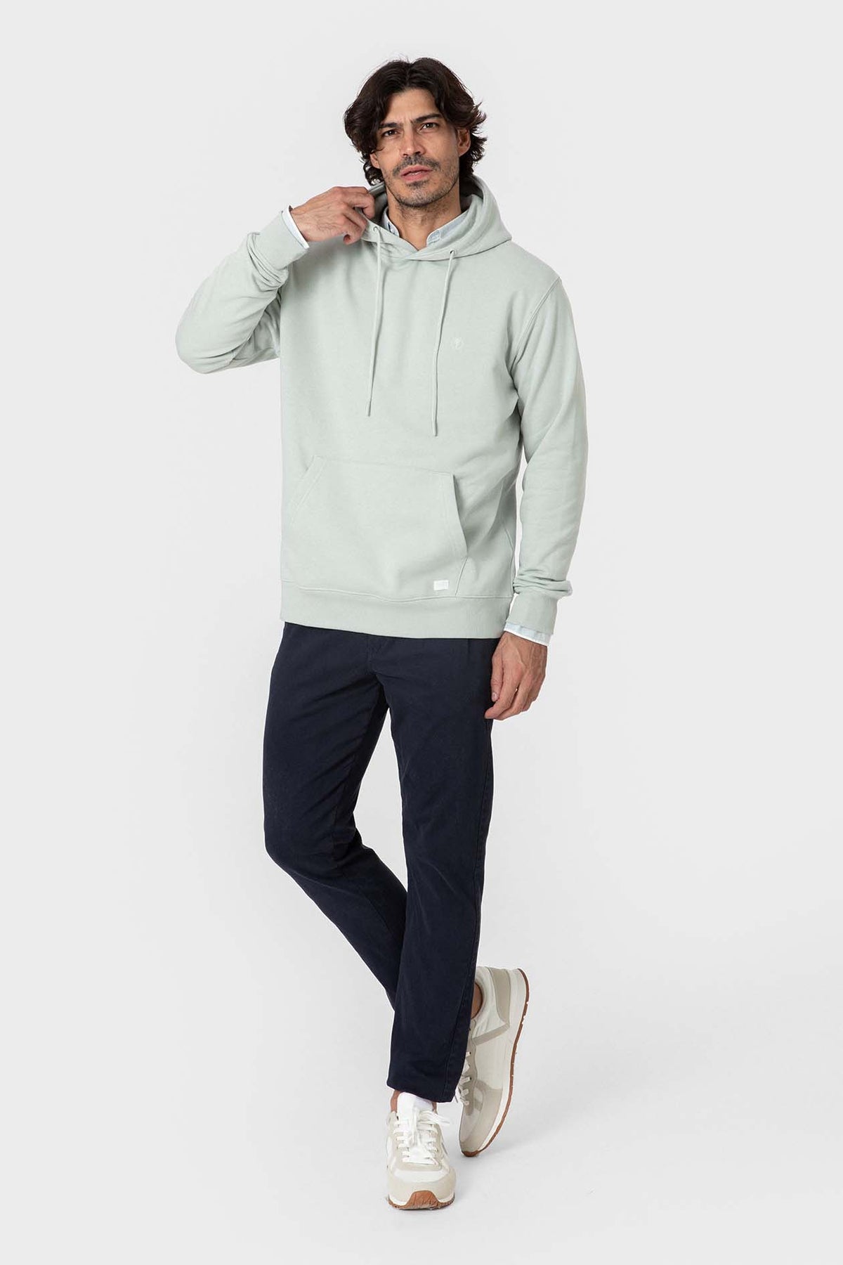 SUDADERA CANGURO CON CAPUCHA VERDE