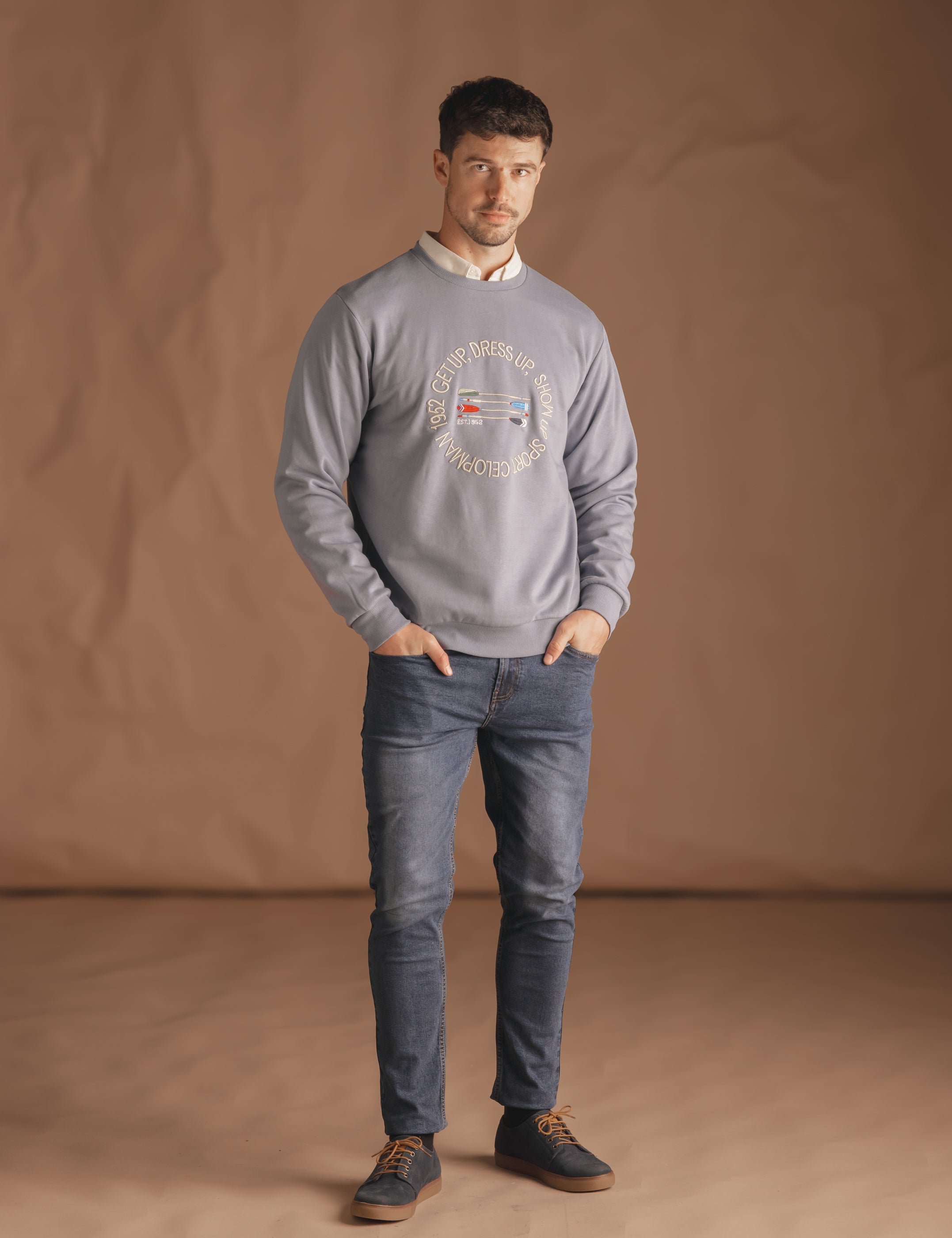 SUDADERA BORDADA CELESTE