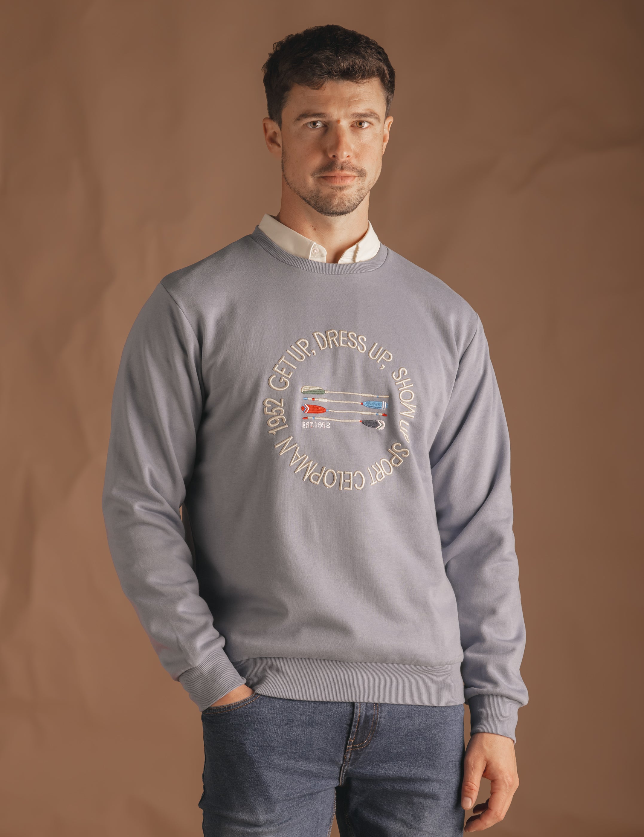 SUDADERA BORDADA CELESTE