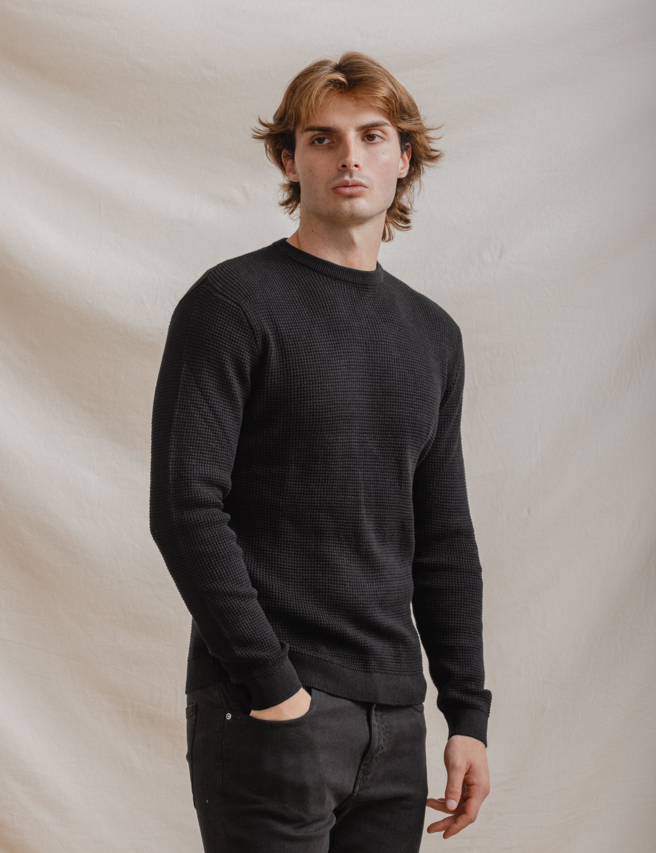 JERSEY ESTRUCTURA CUADRILLÉ NEGRO