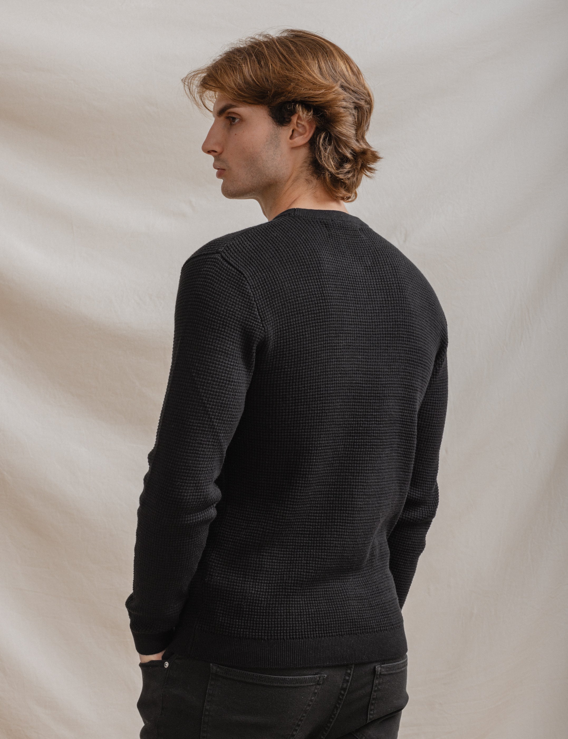 JERSEY ESTRUCTURA CUADRILLÉ NEGRO