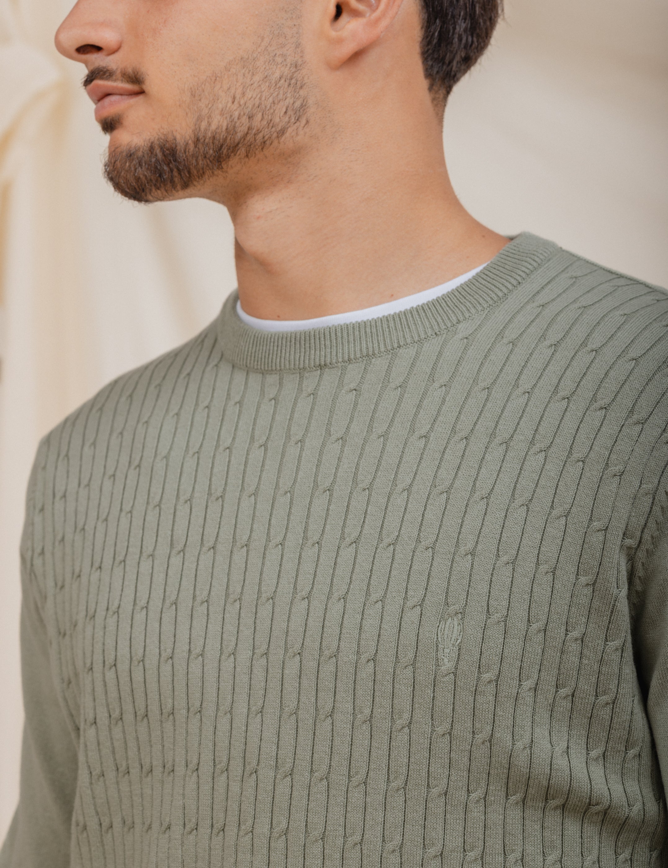 JERSEY NUDOS CUELLO CAJA