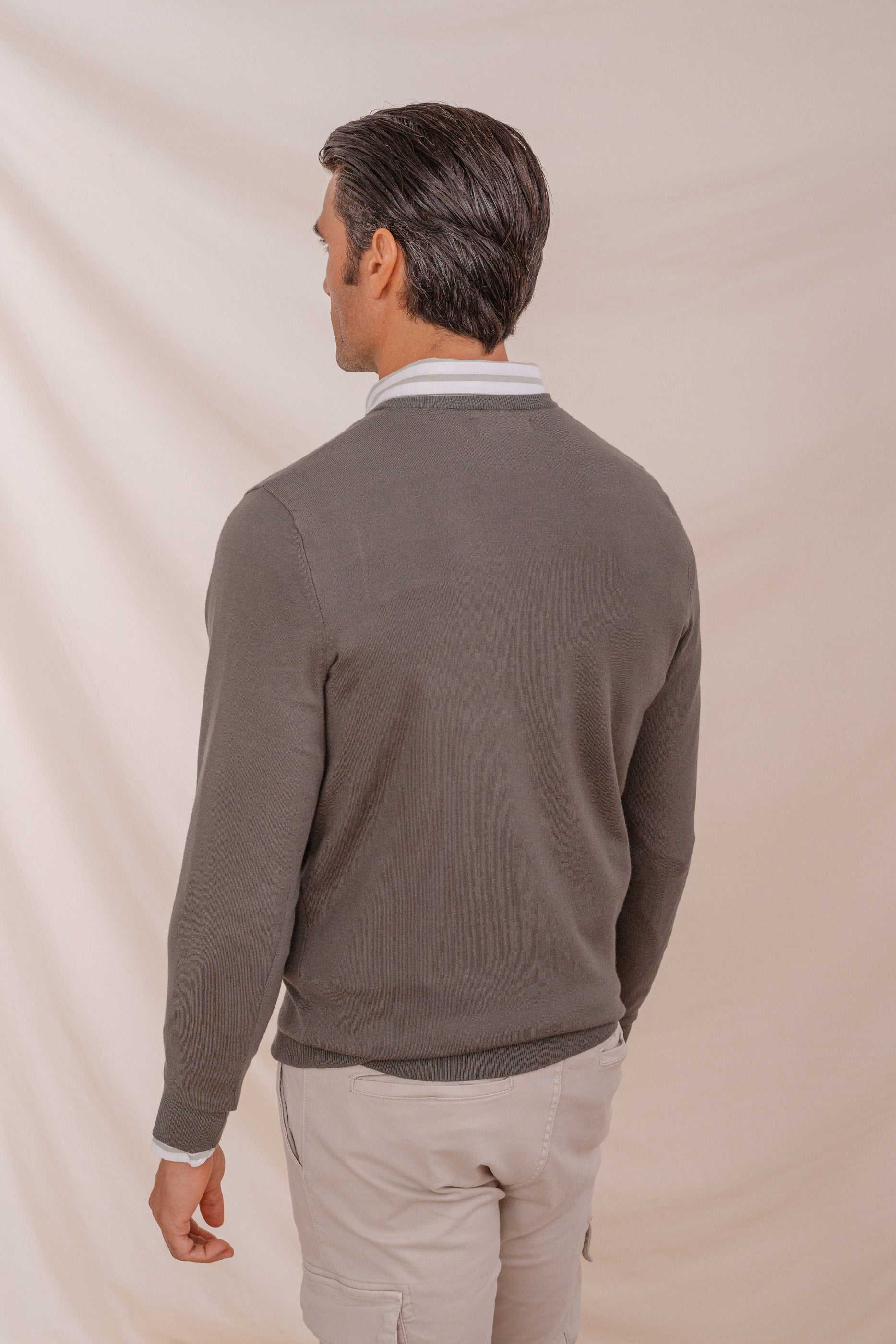 JERSEY BÁSICO CUELLO CAJA AZUL