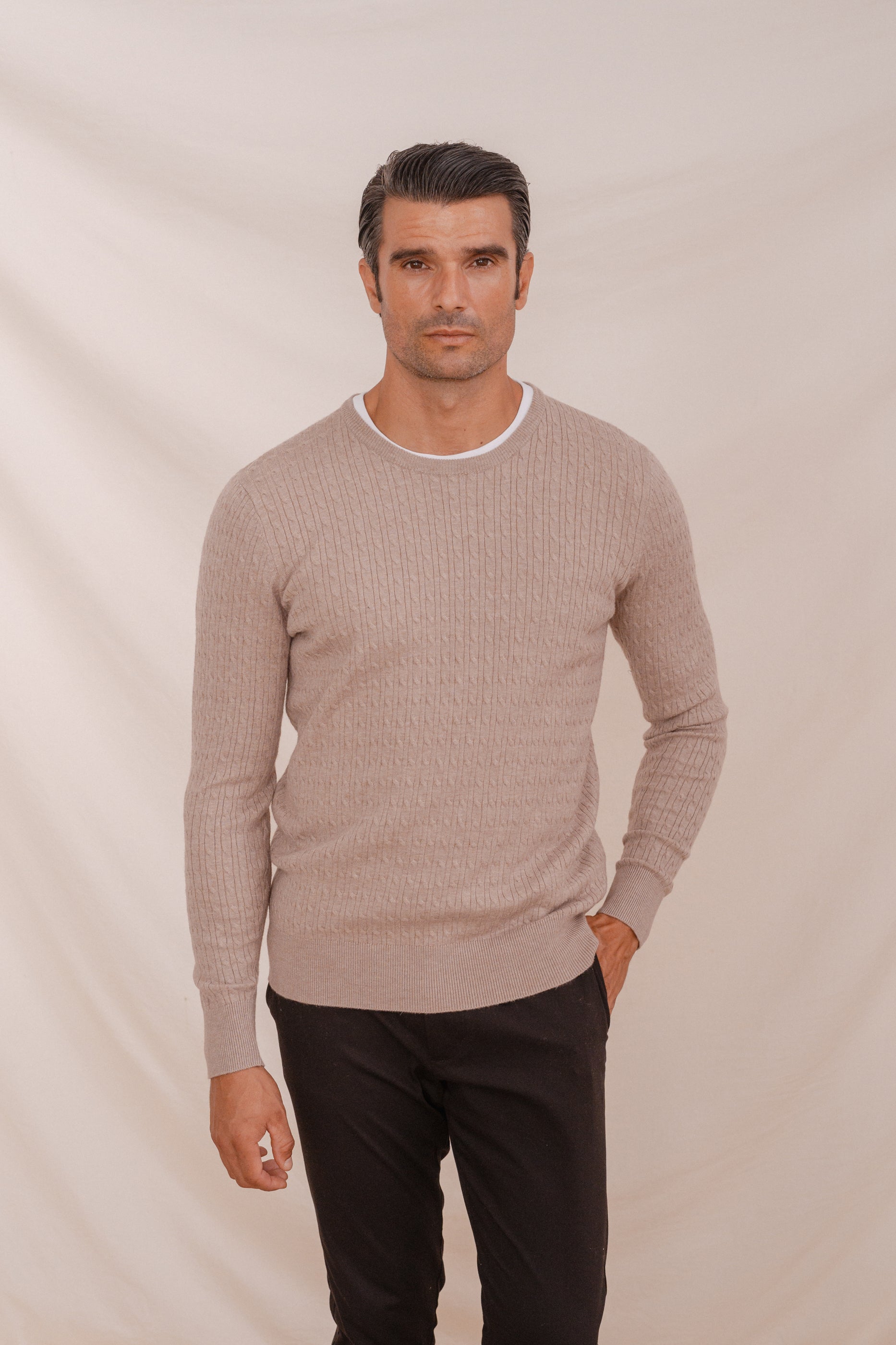 JERSEY NUDOS CUELLO CAJA BEIGE