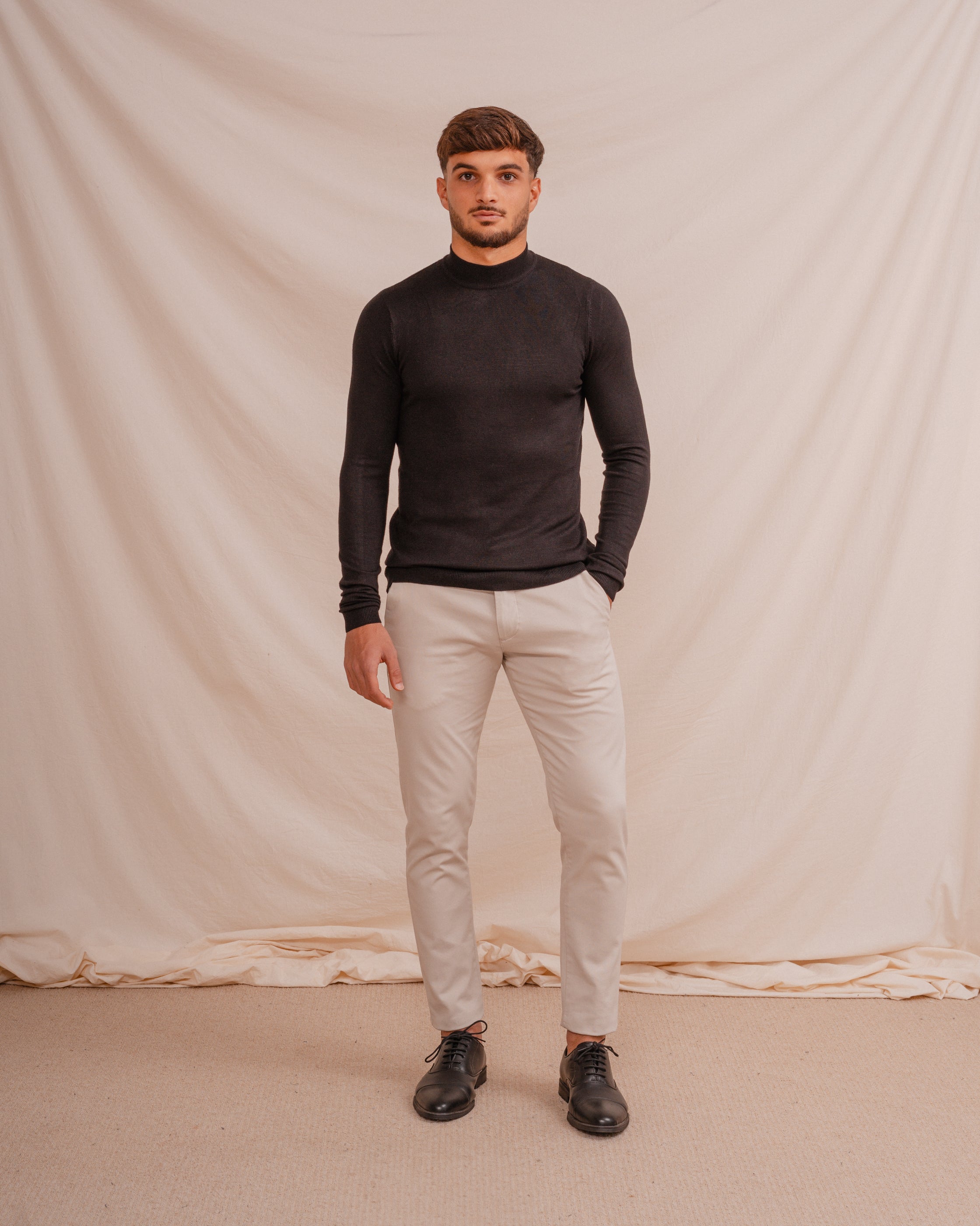 JERSEY CUELLO PERKINS NEGRO