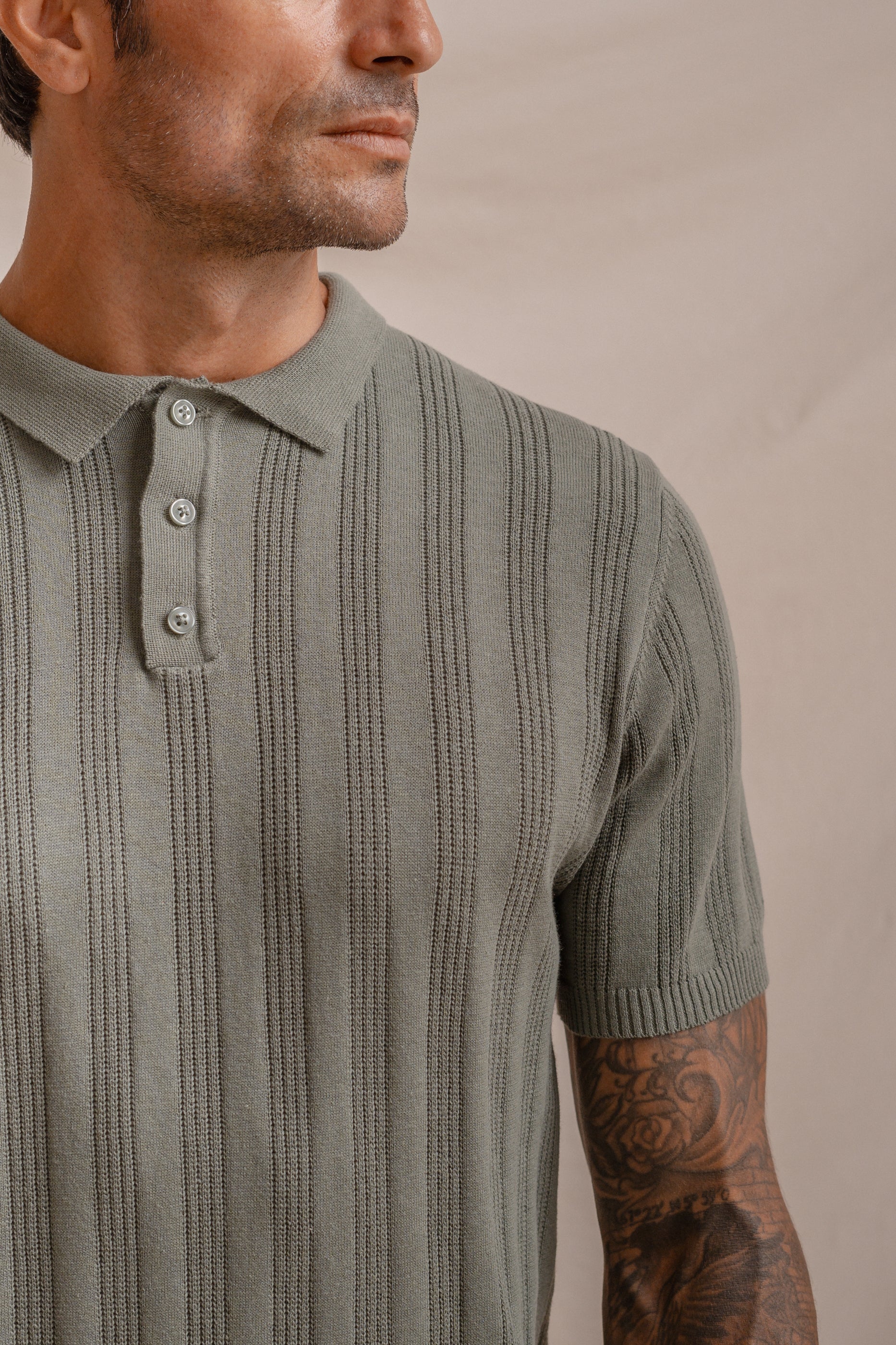 POLO TRICOT RAYA CALADA VERDE