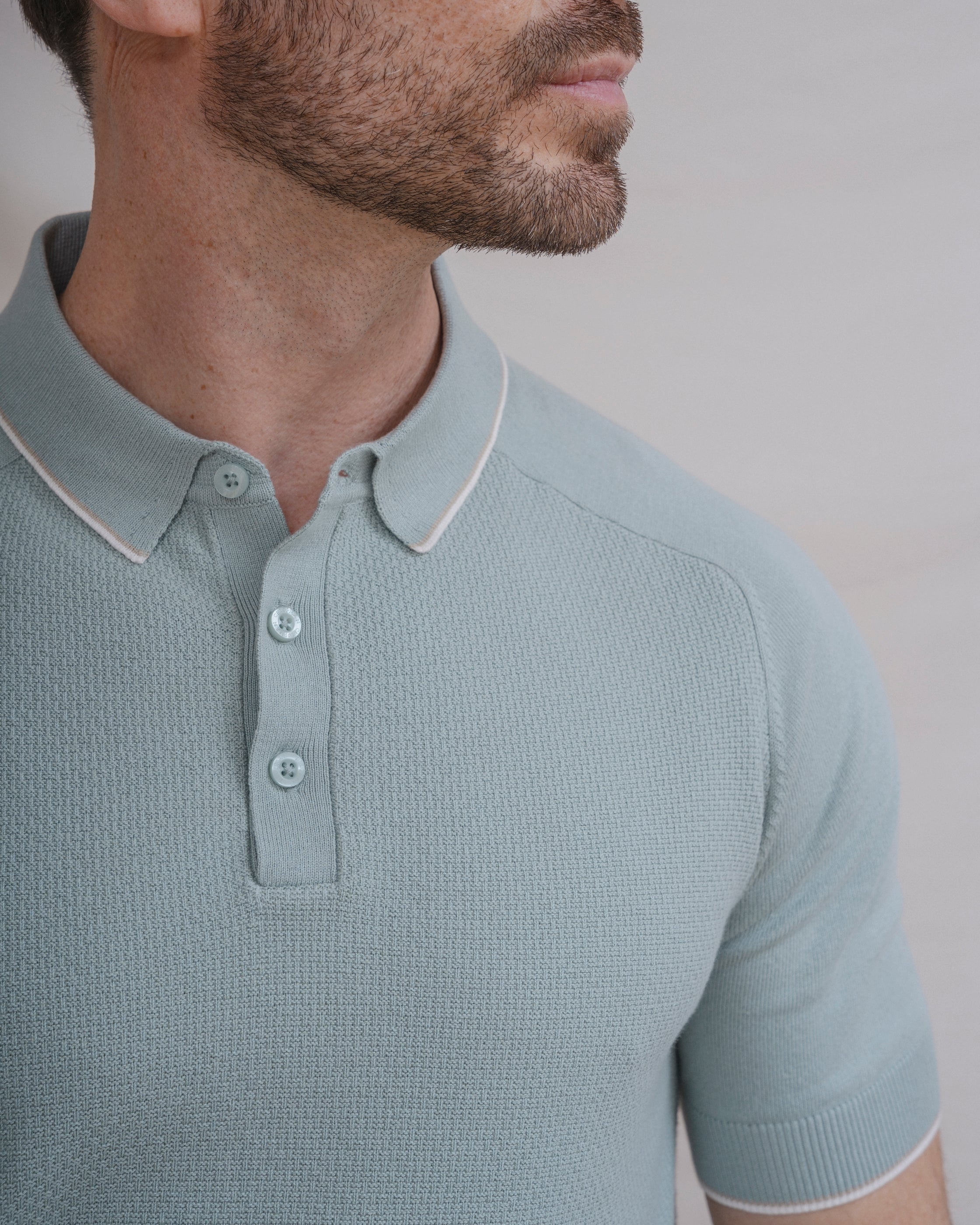POLO TRICOT ESTRUCTURA VERDE