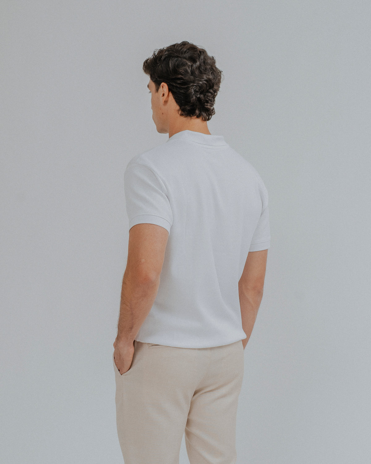 POLO CANELADO BRANCO