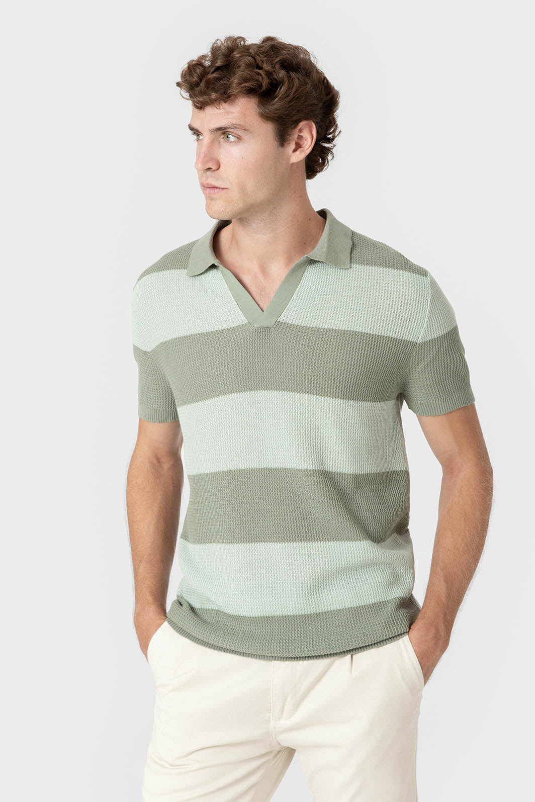 POLO TRICOT PANELADO CANALÉ VERDE
