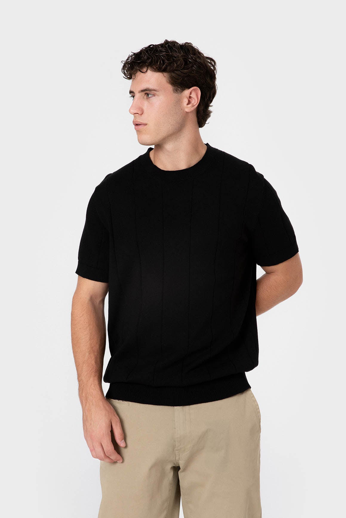 JERSEY CUELLO CAJA NEGRO