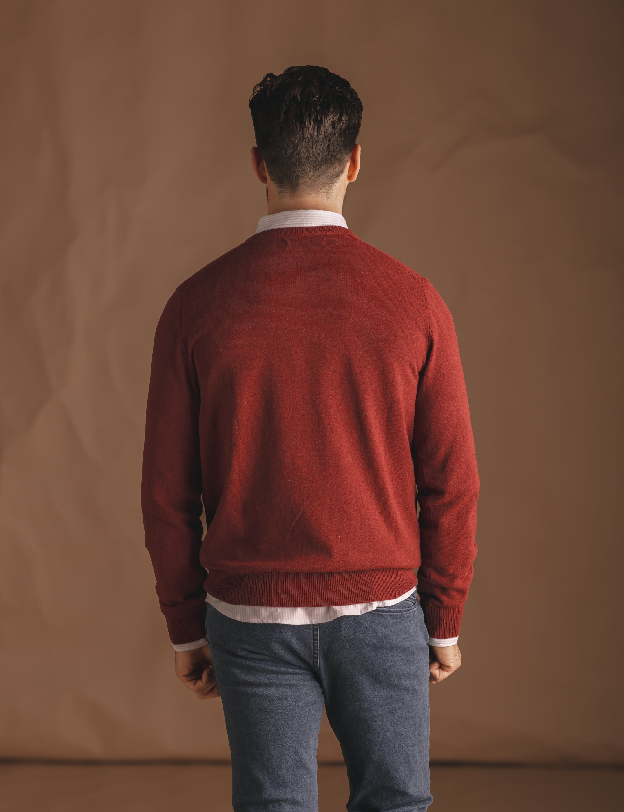 JERSEY PUNTO CUELLO PICO ROJO