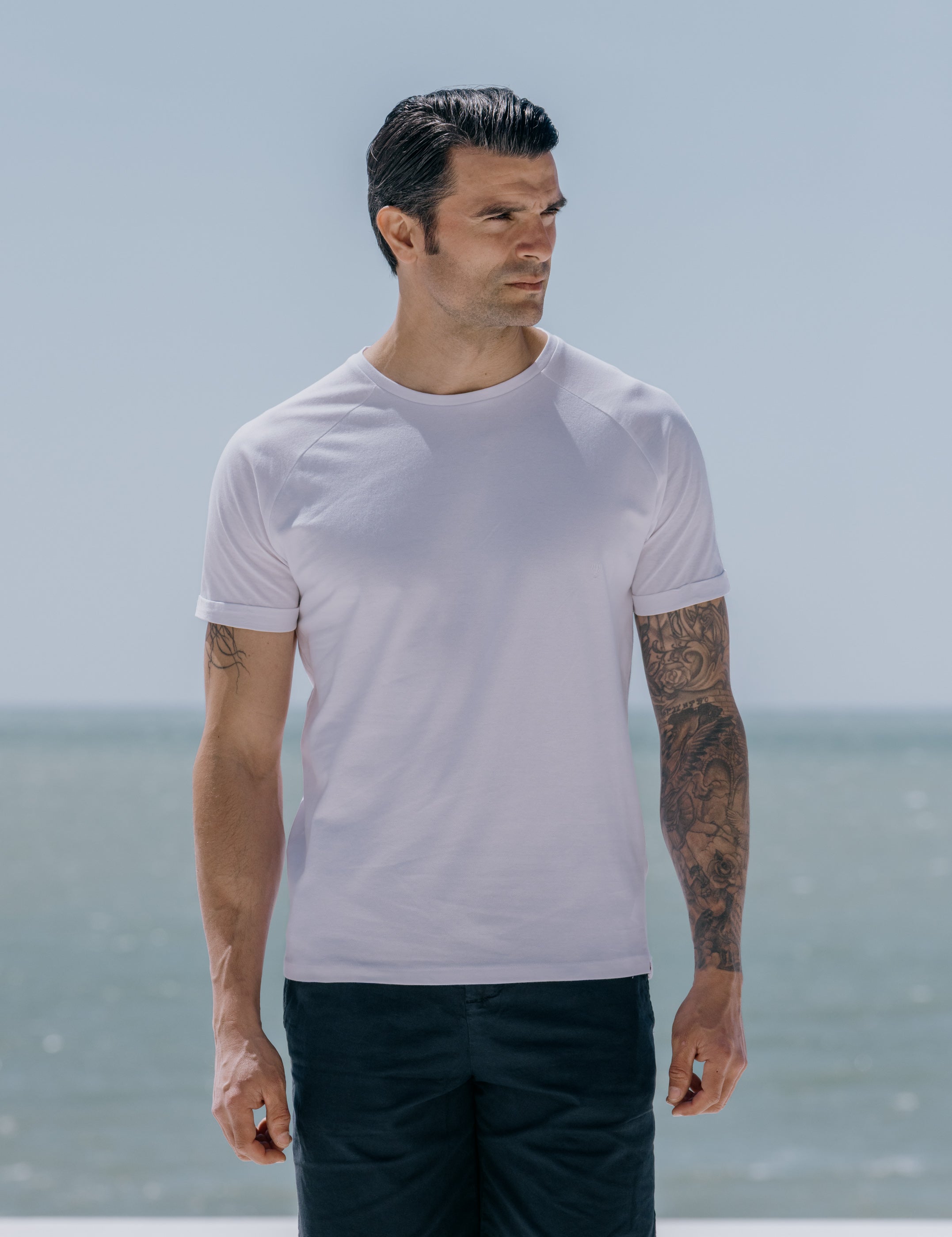 CAMISETA PIQUÉ CON MANGA RAGLÁN