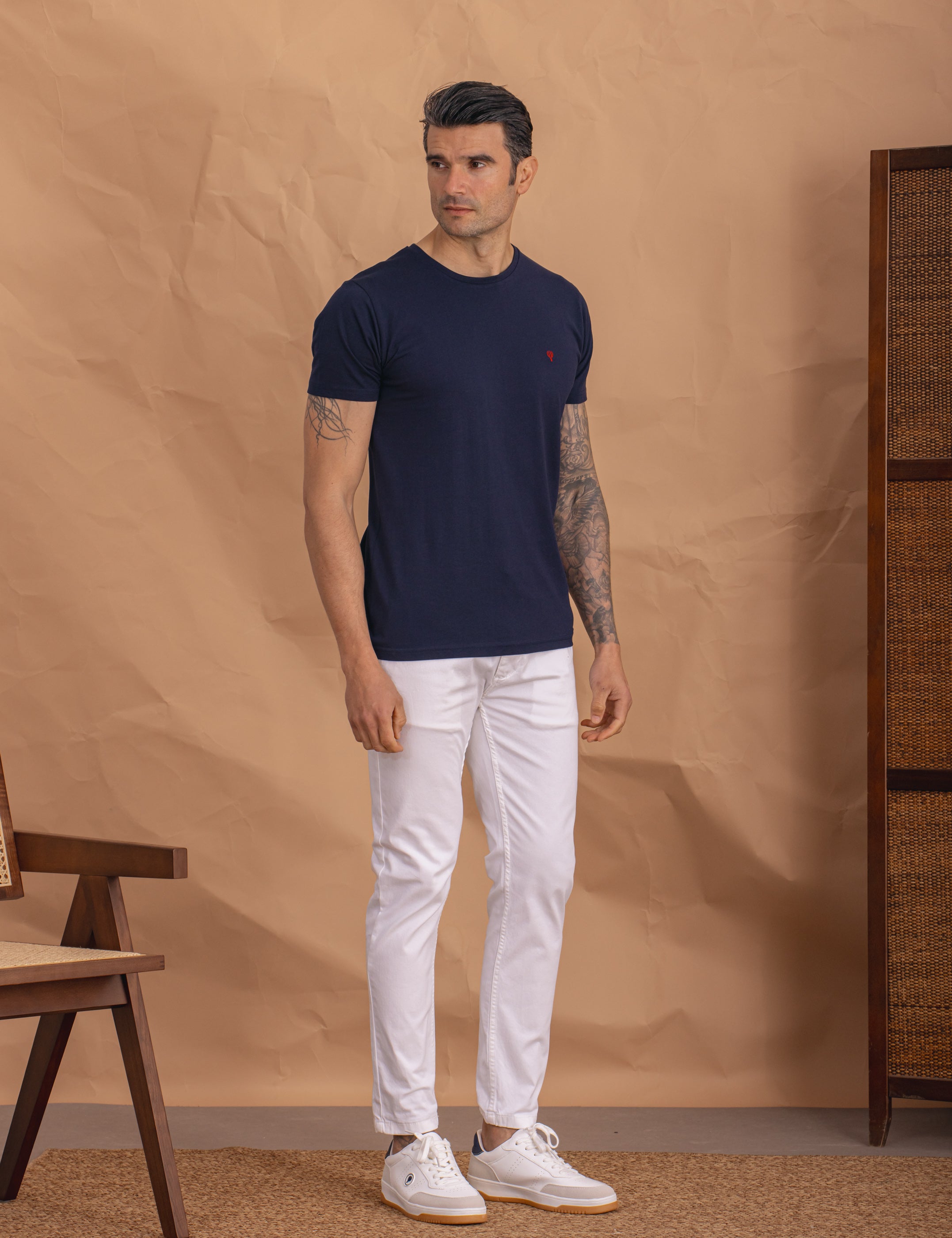 CAMISETA BÁSICA MARINO