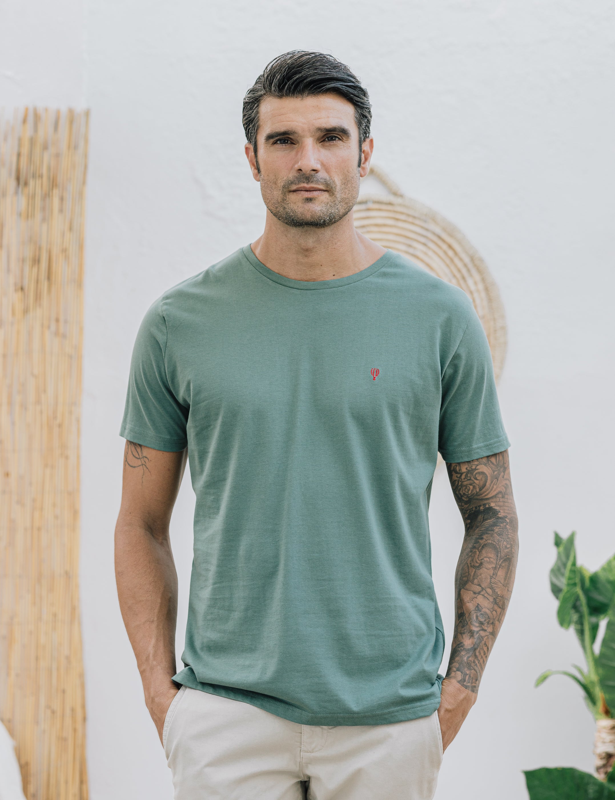 CAMISETA BÁSICA VERDE MANZANA