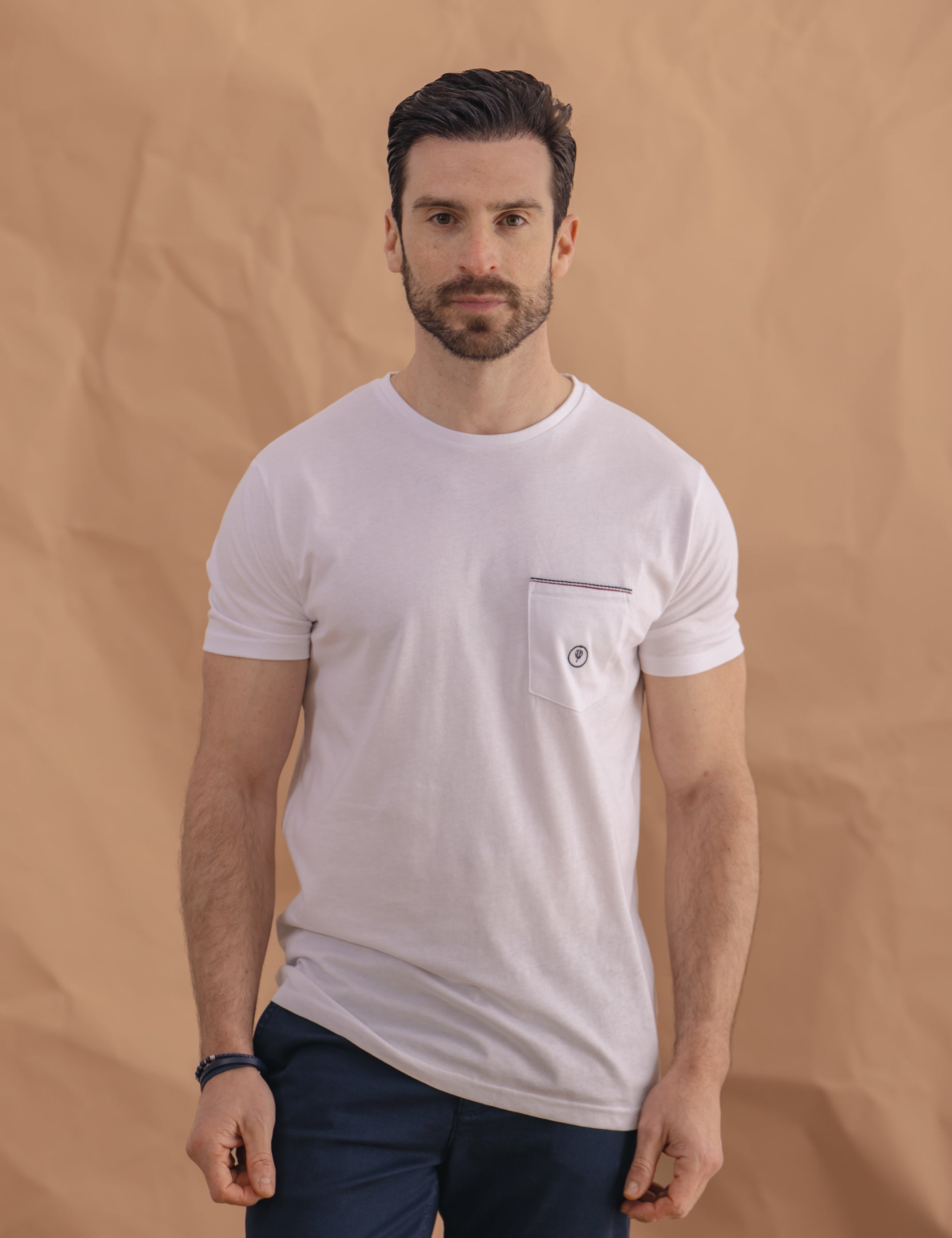 CAMISETA RIBETE BOLSILLO BLANCA