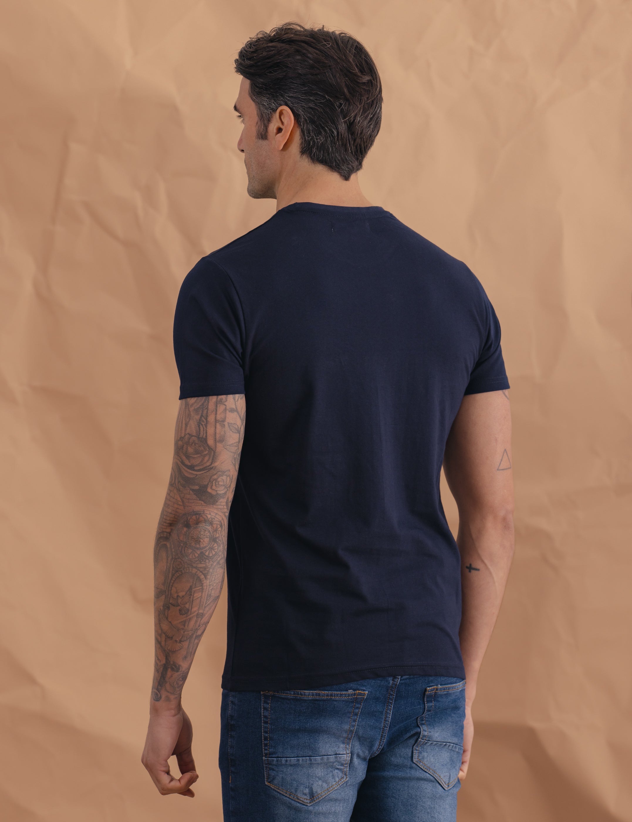 CAMISETA RIBETE BOLSILLO MARINA