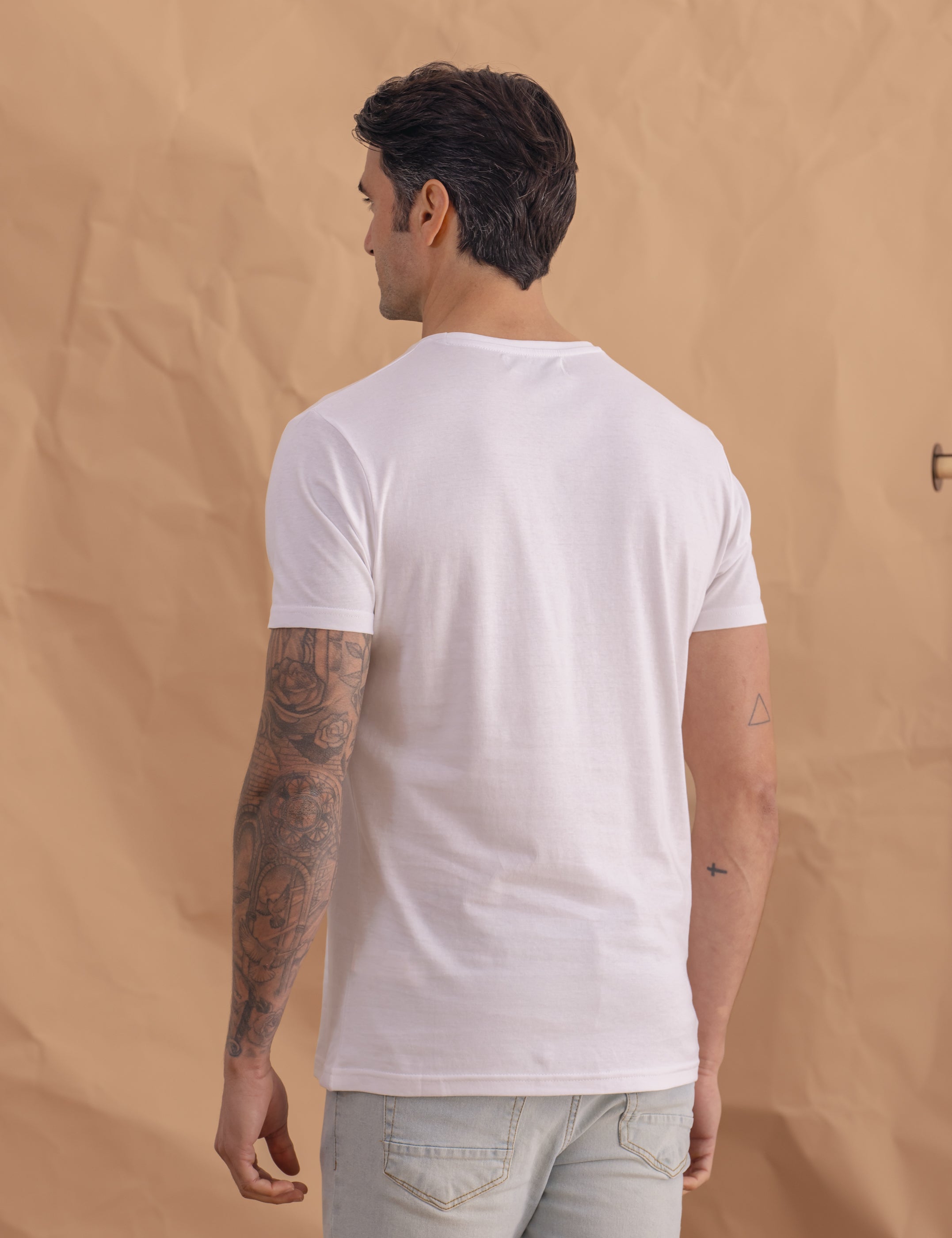 CAMISETA BÁSICA BOLSILLO BLANCA