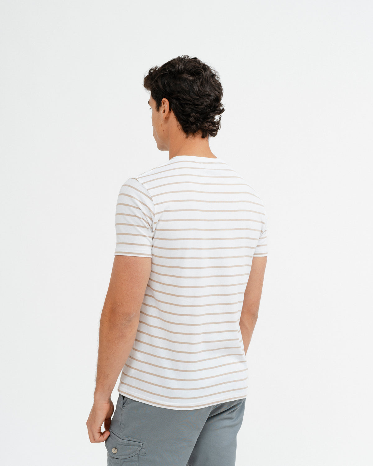 T-SHIRT RISCAS TECIDA BEGE