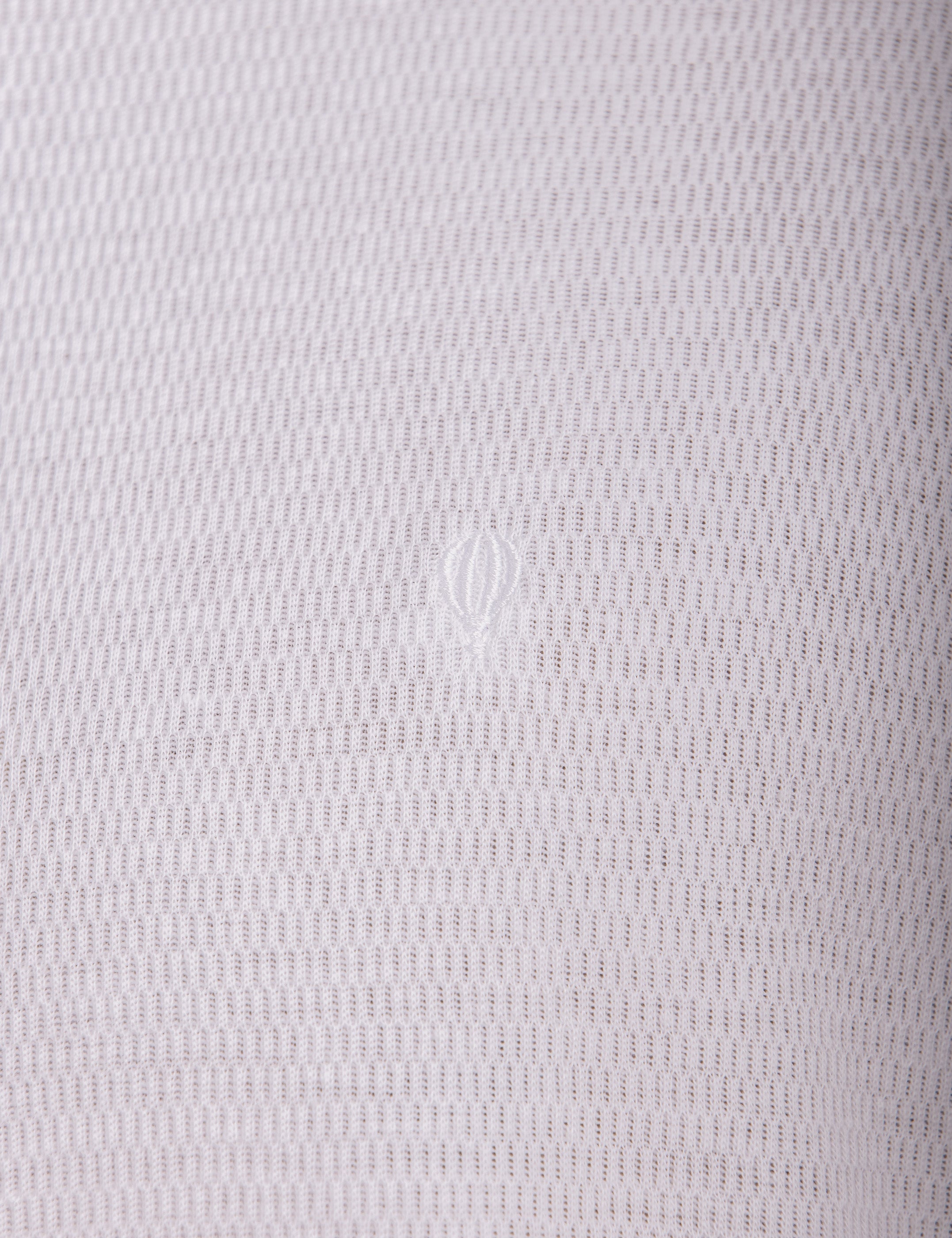 CAMISETA TEJIDO ESCRUCTURA BLANCA
