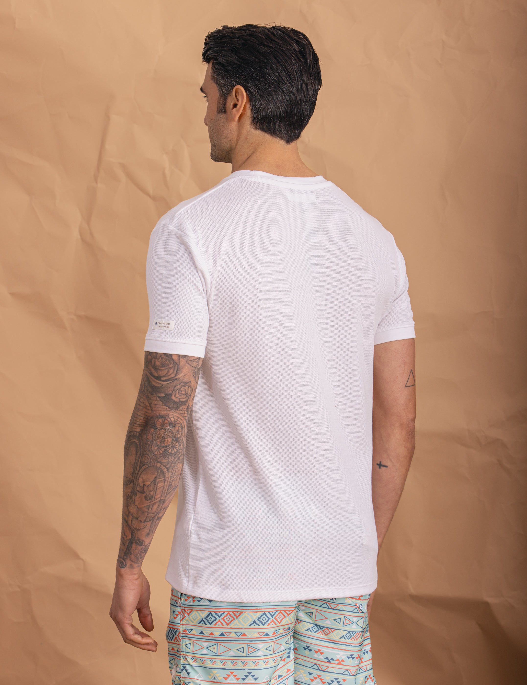 CAMISETA TEJIDO ESCRUCTURA BLANCA