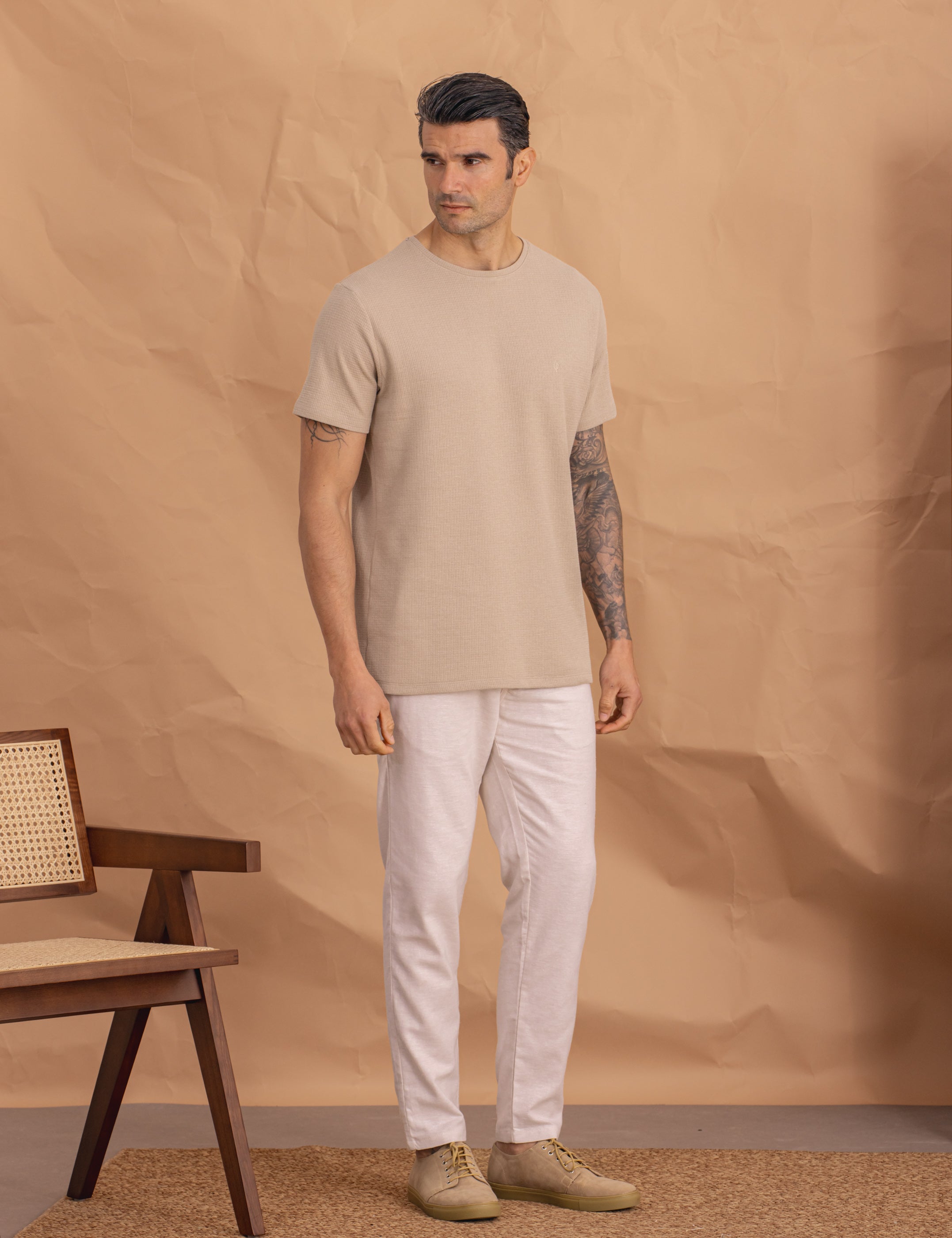 CAMISETA TEJIDO ESCRUCTURA BEIGE