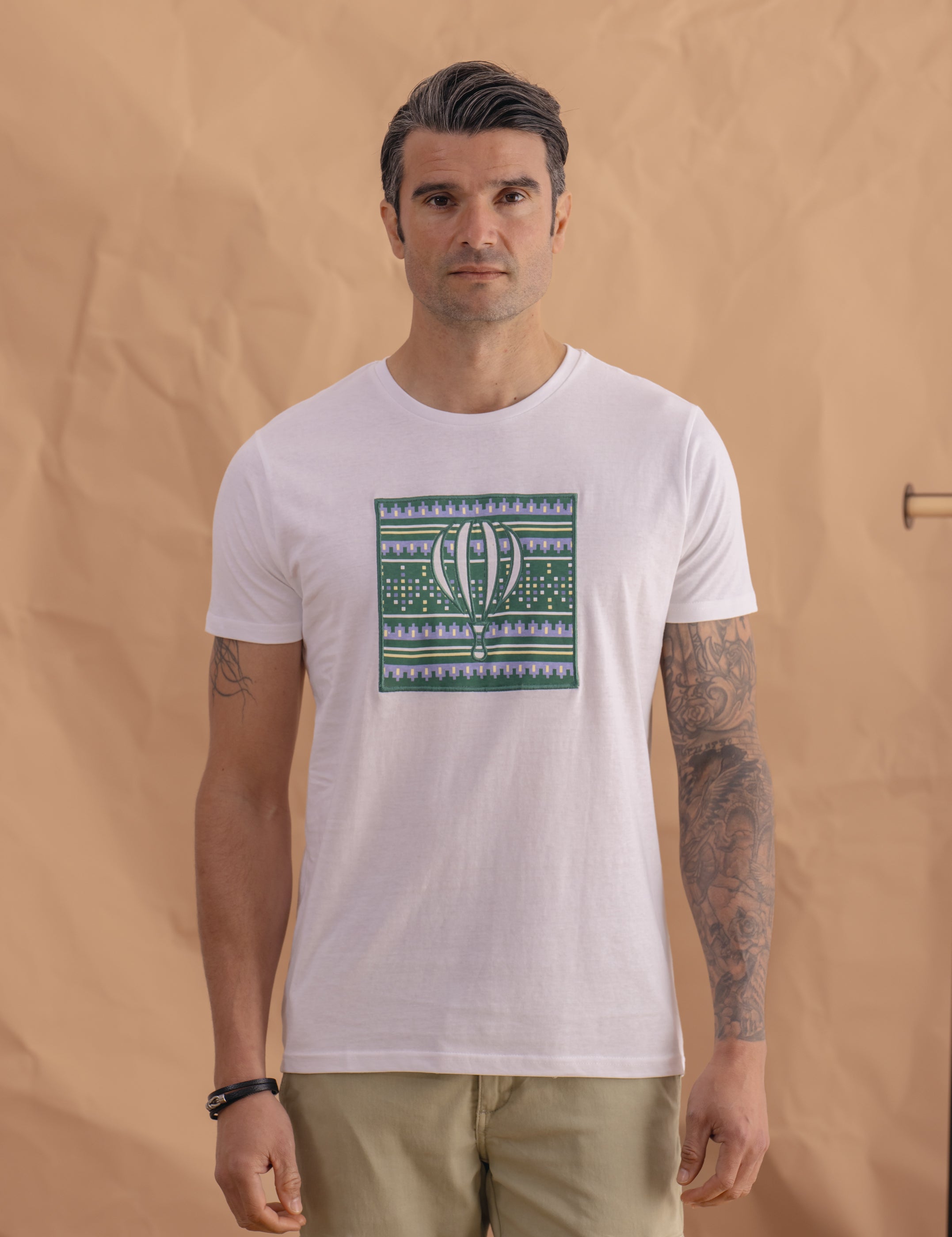 CAMISETA BLANCA BORDADO