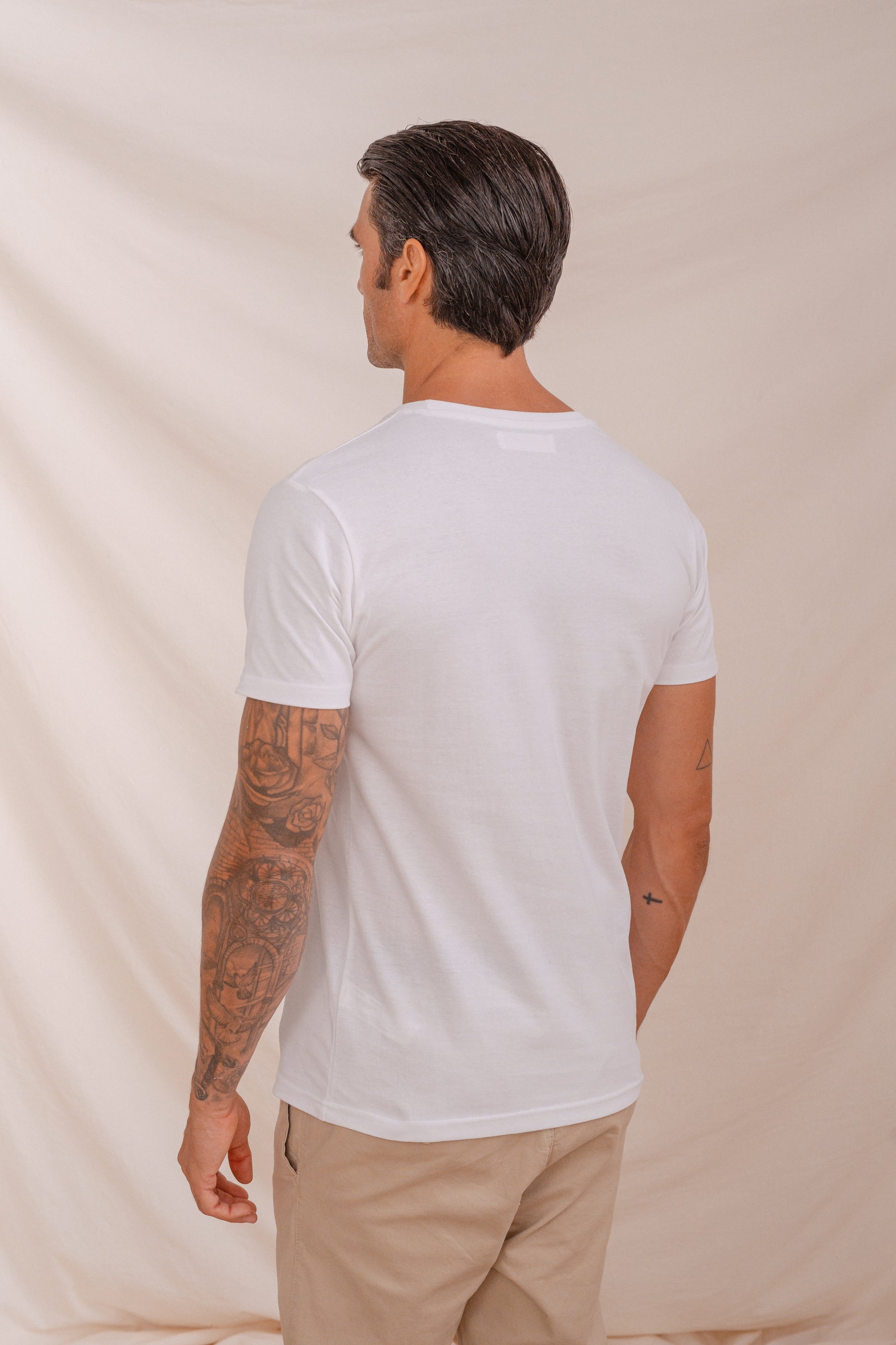 CAMISETA BÁSICA BLANCA