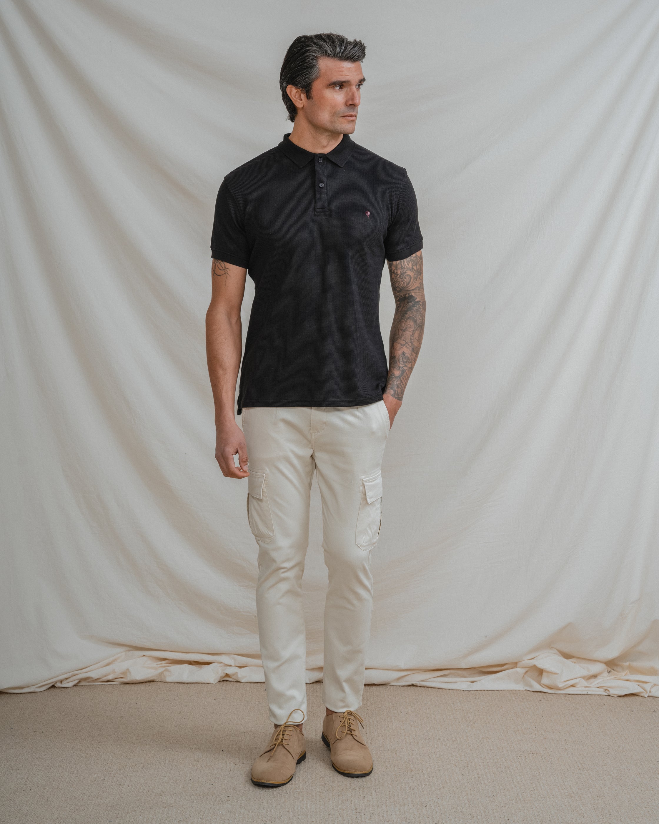 POLO ESTRUCTURA NEGRO