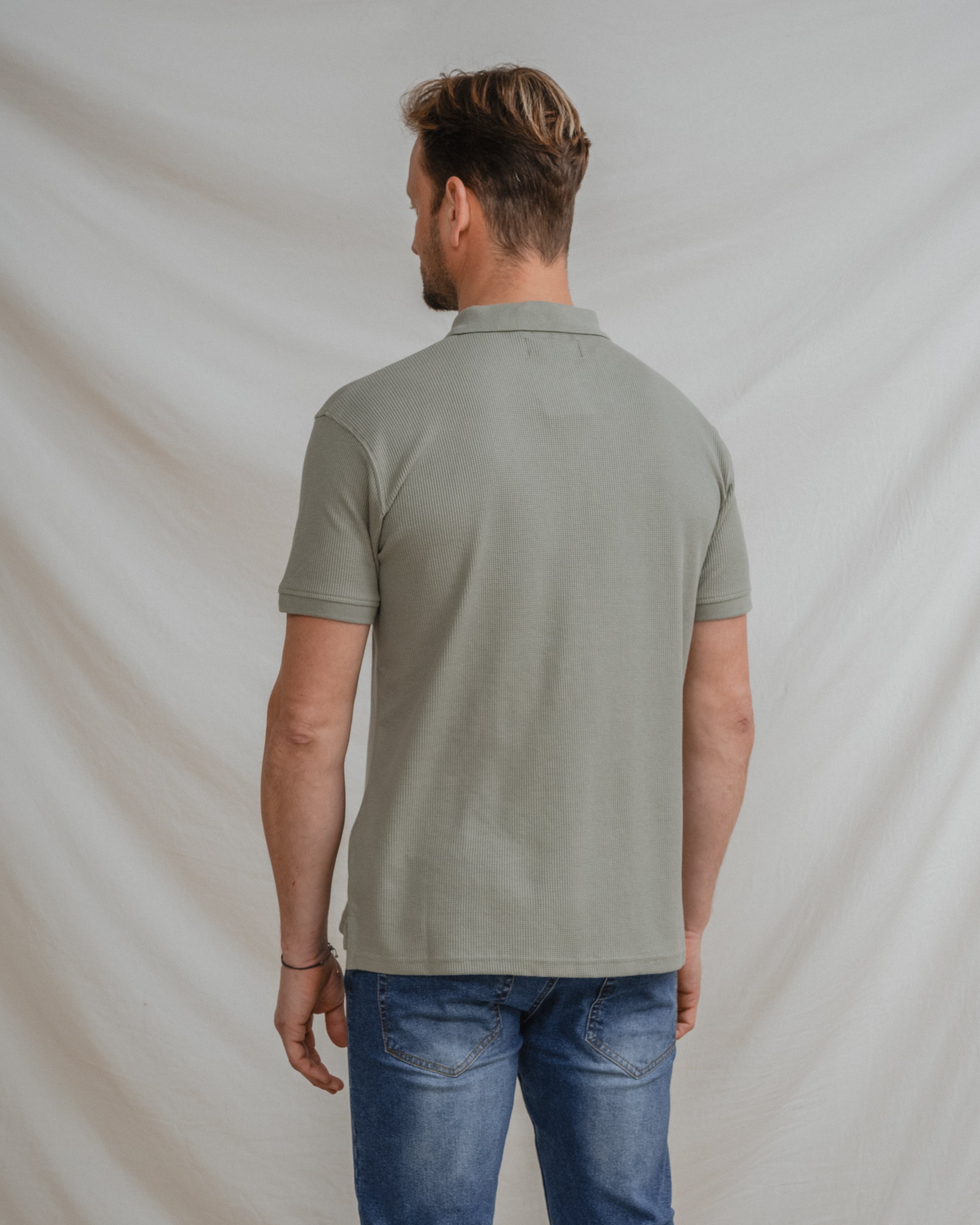 POLO ESTRUCTURA VERDE