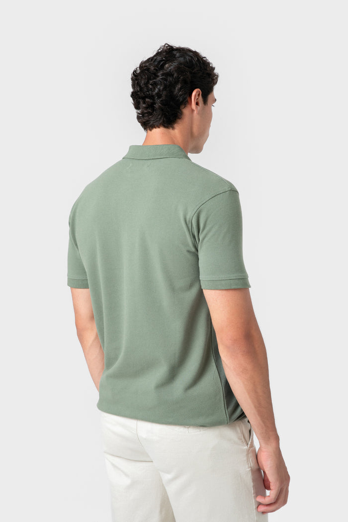 POLO BÁSICO REGULAR FIT VERDE