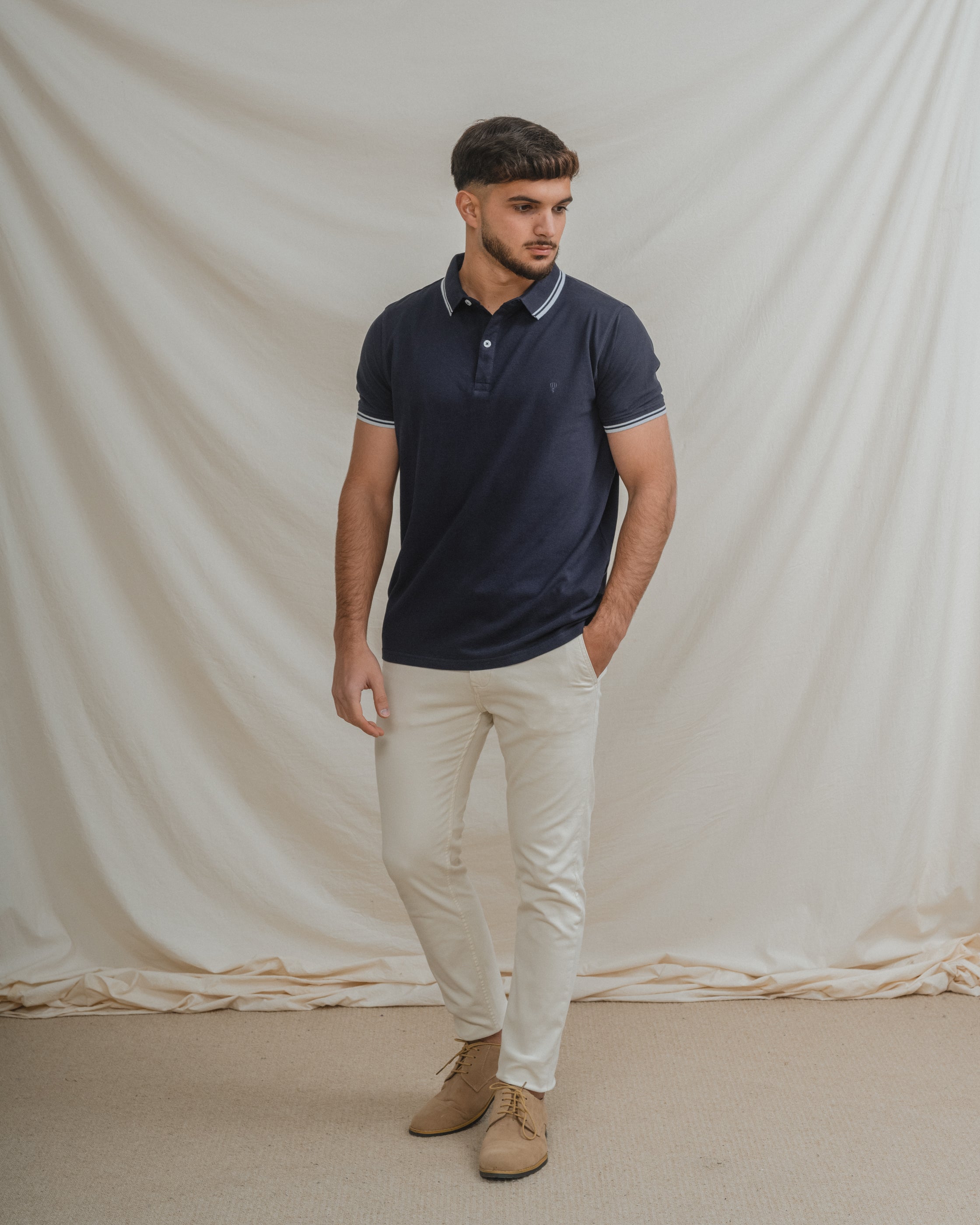 POLO BÁSICO AZUL PIQUÉ LÍNEA