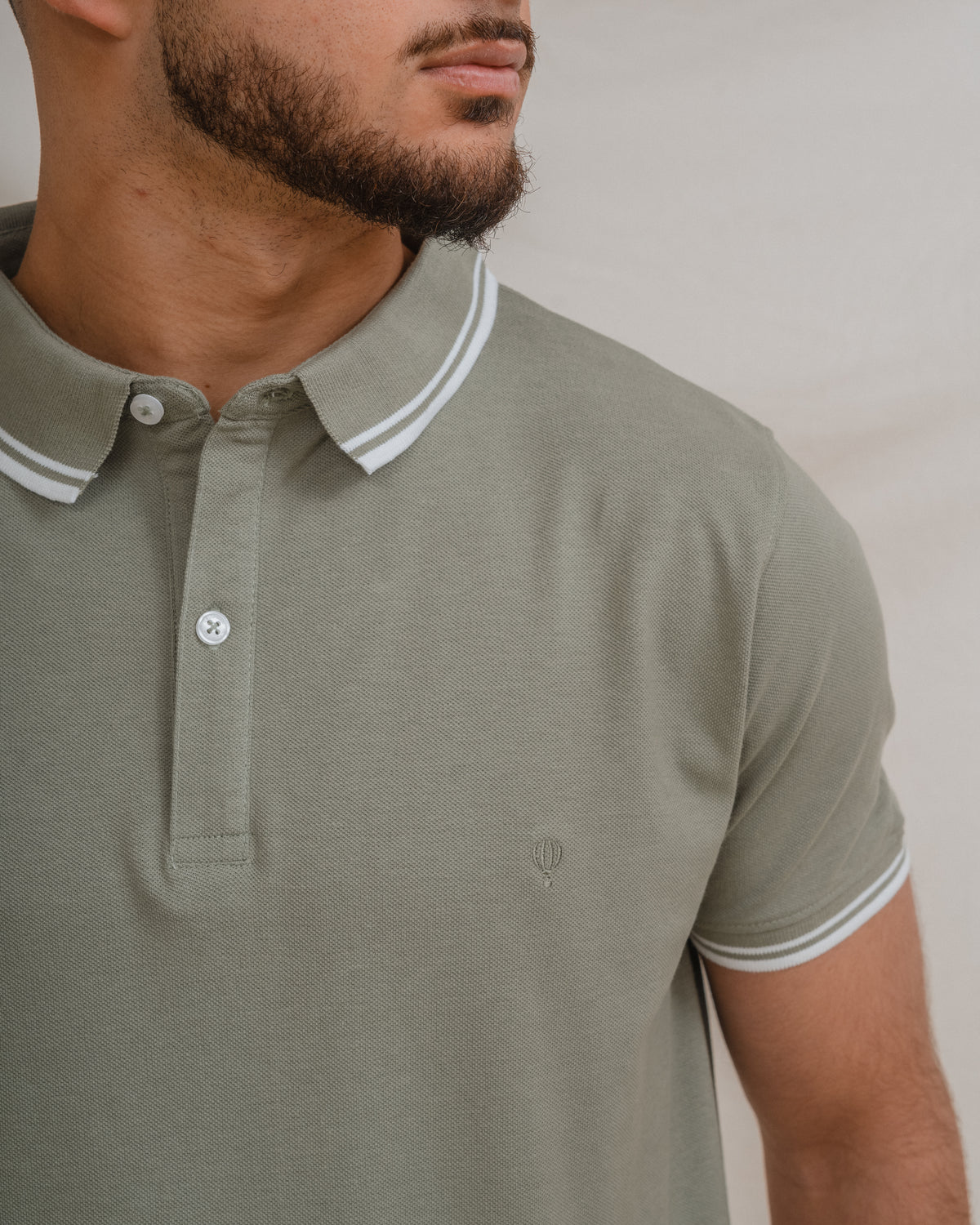 POLO BÁSICO VERDE PIQUÉ LINHA