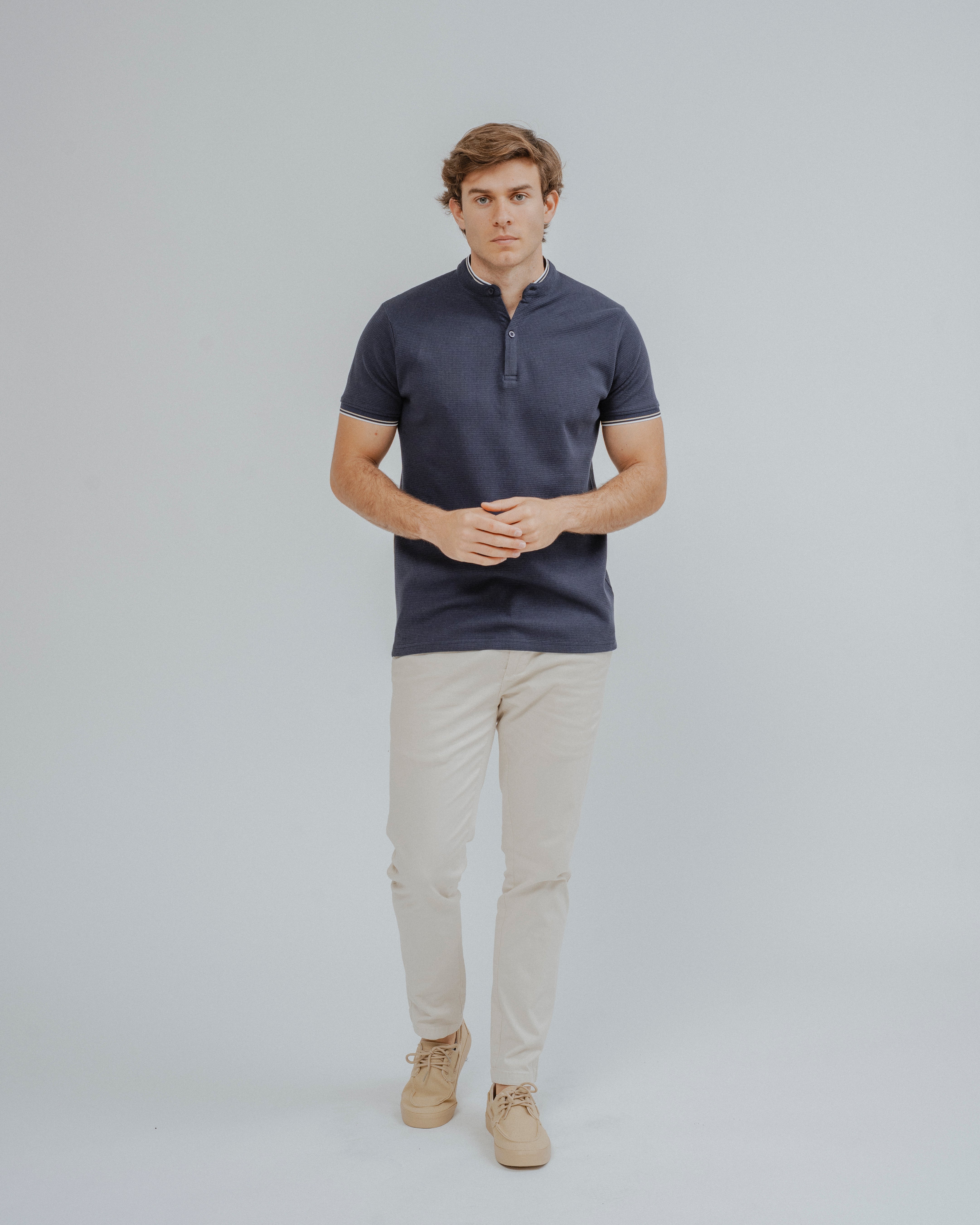 POLO ESTRUCTURA DOBLE CUELLO MAO