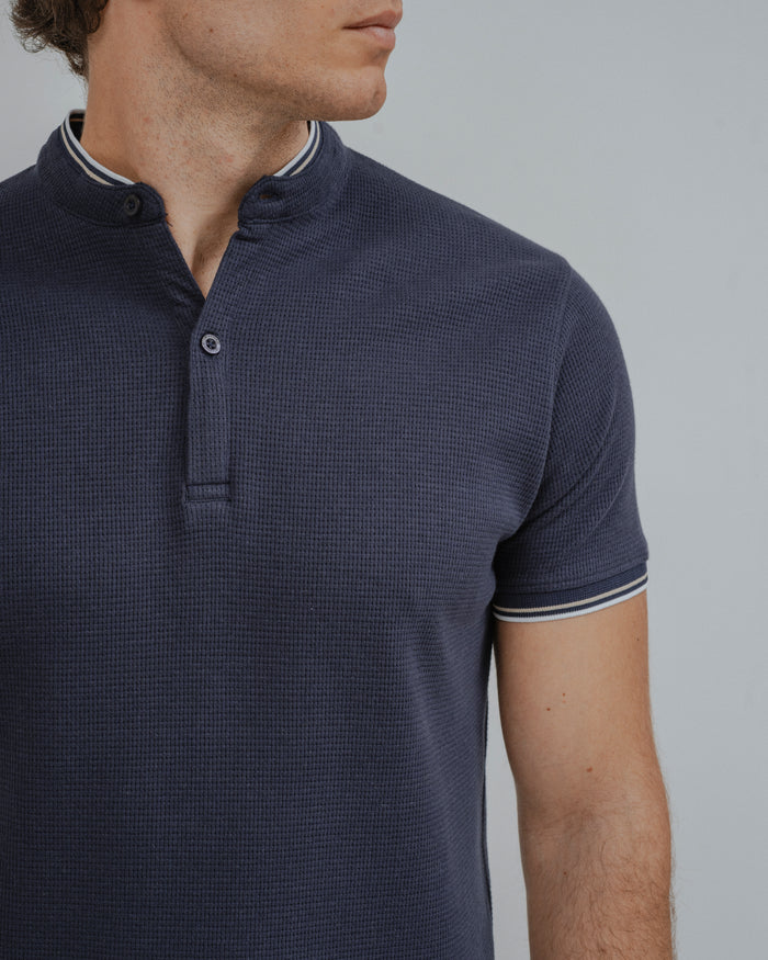POLO ESTRUCTURA DOBLE CUELLO MAO