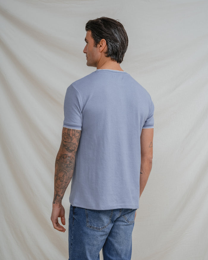 CAMISETA ESTRUCTURA LINEA CONTRASTE